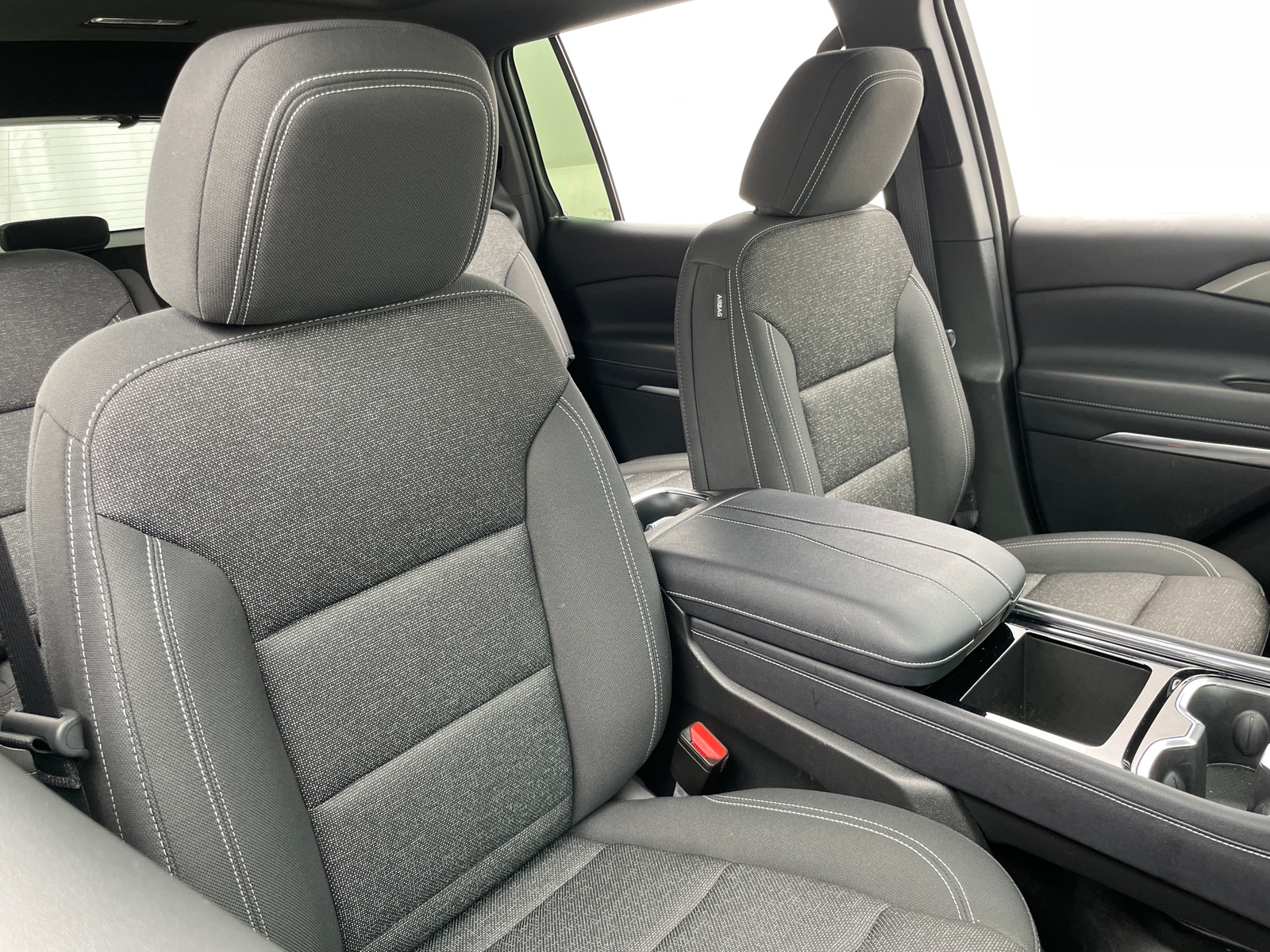 Thumbnail: 2025 Chevrolet Traverse - 2