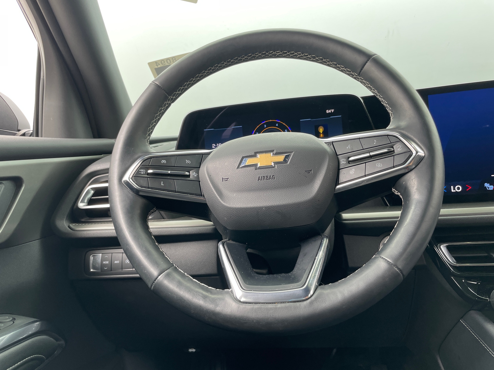 Thumbnail: 2025 Chevrolet Traverse - 5