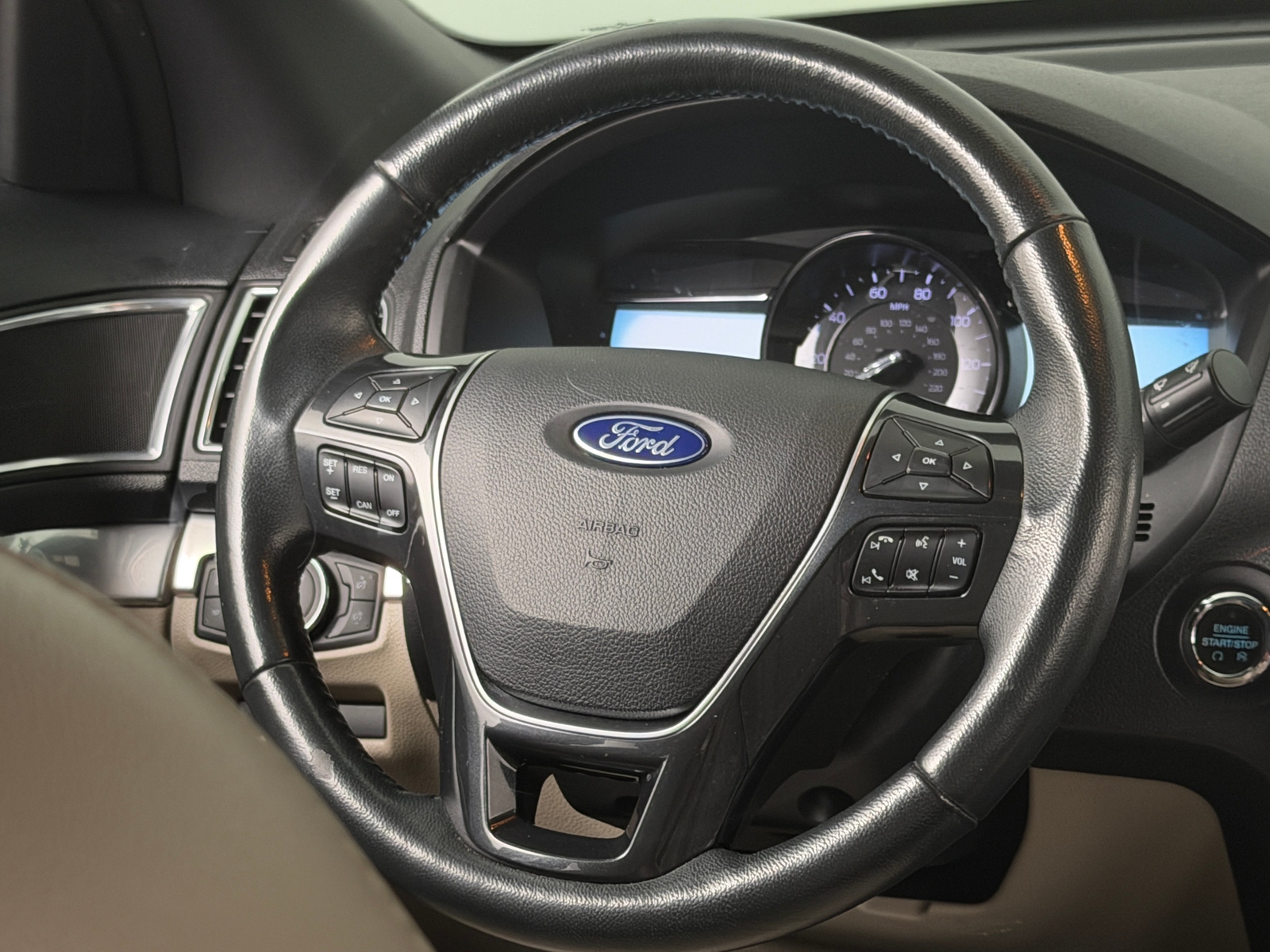 Thumbnail: 2019 Ford Explorer - 4