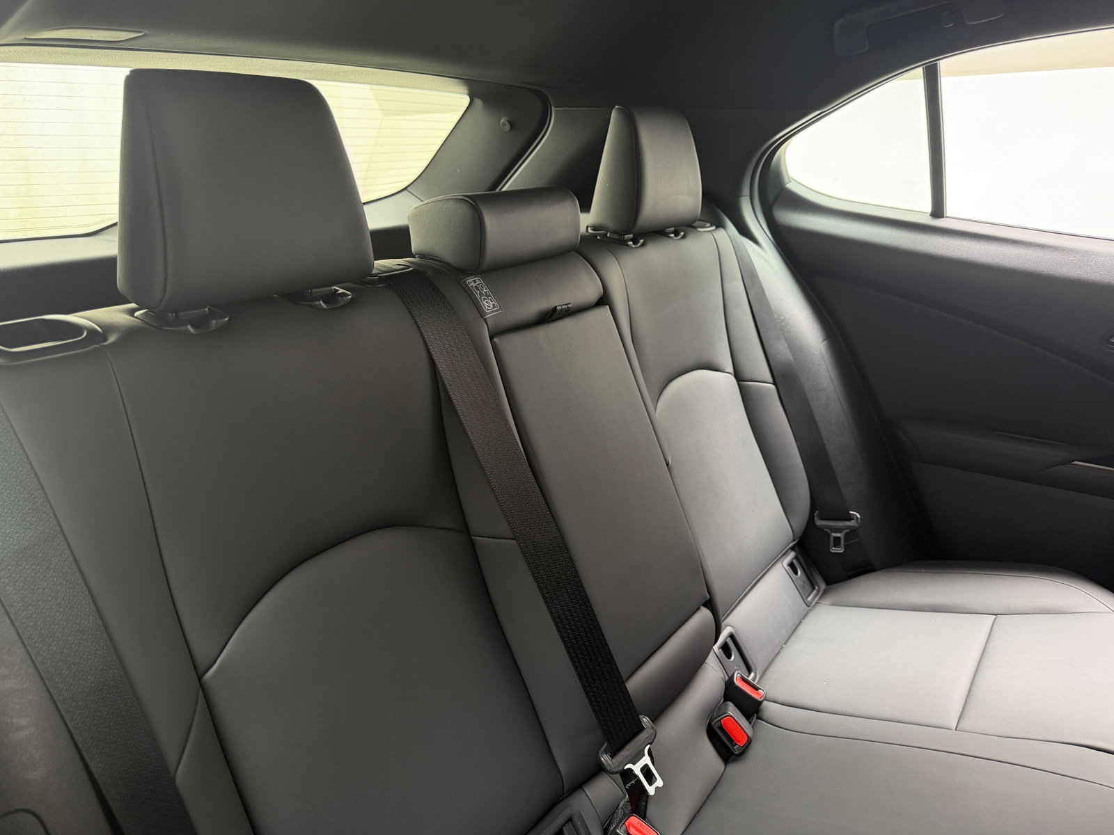 Thumbnail: 2024 Lexus UX - 5