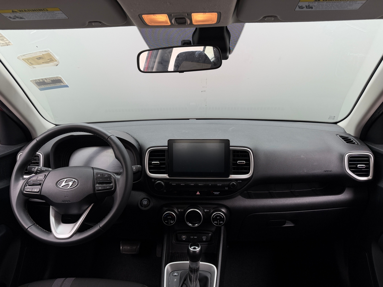 Thumbnail: 2024 Hyundai Venue - 3