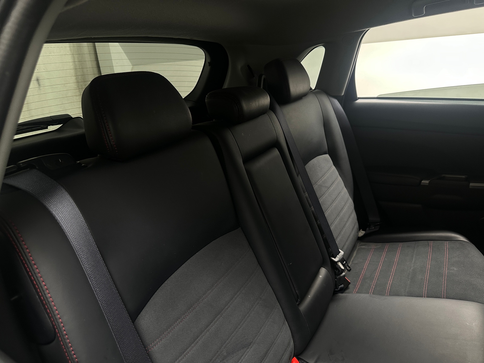 Thumbnail: 2024 Mitsubishi Outlander Sport - 5