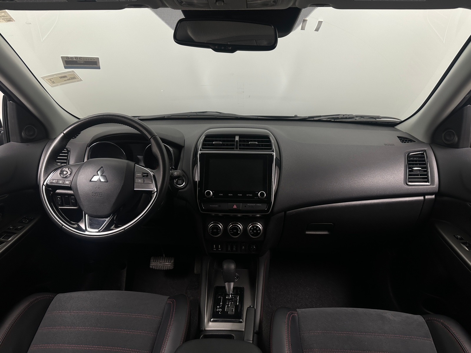 Thumbnail: 2024 Mitsubishi Outlander Sport - 2