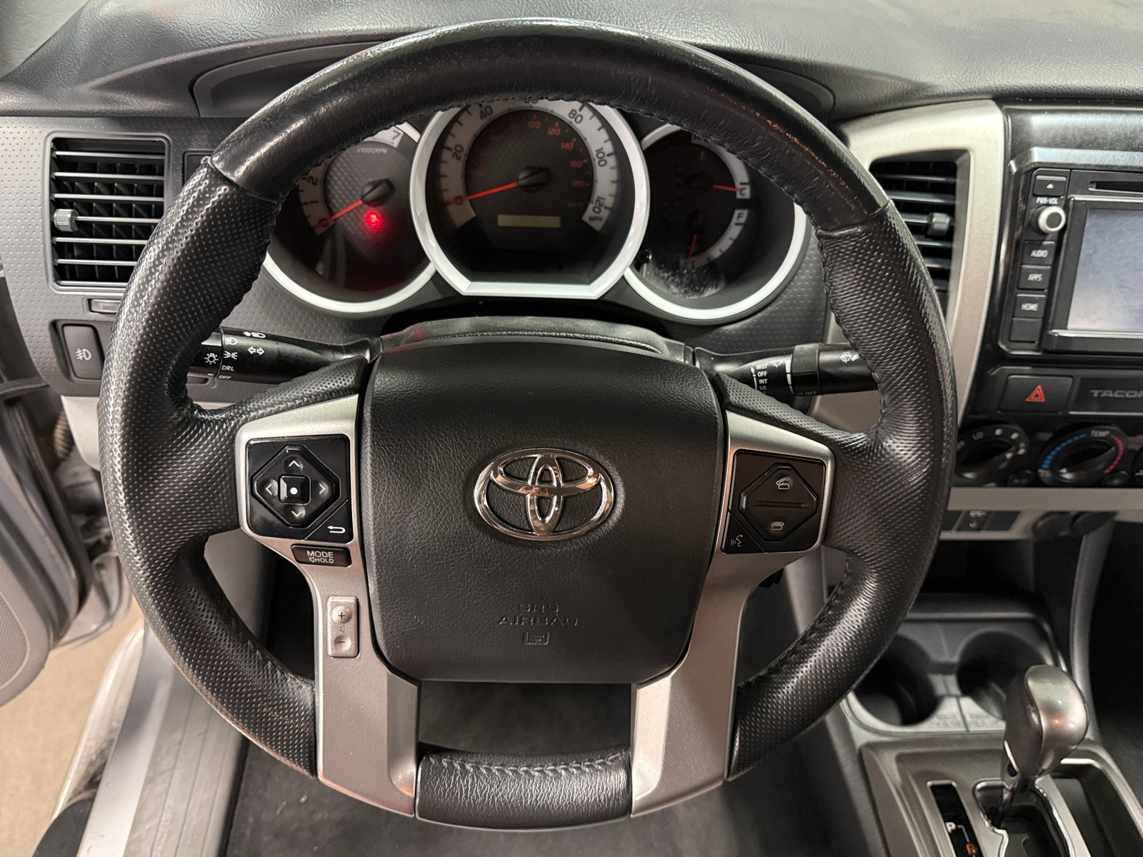 Thumbnail: 2015 Toyota Tacoma - 5