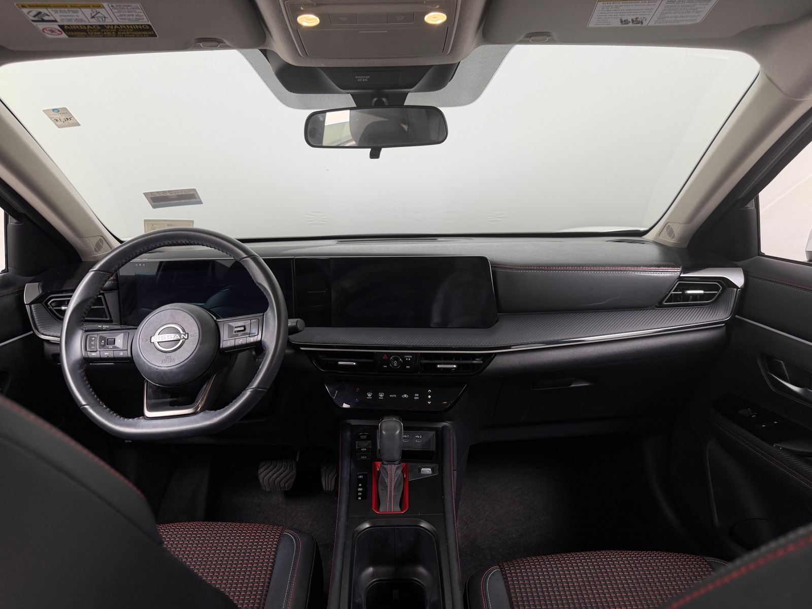 Thumbnail: 2025 Nissan Kicks - 2