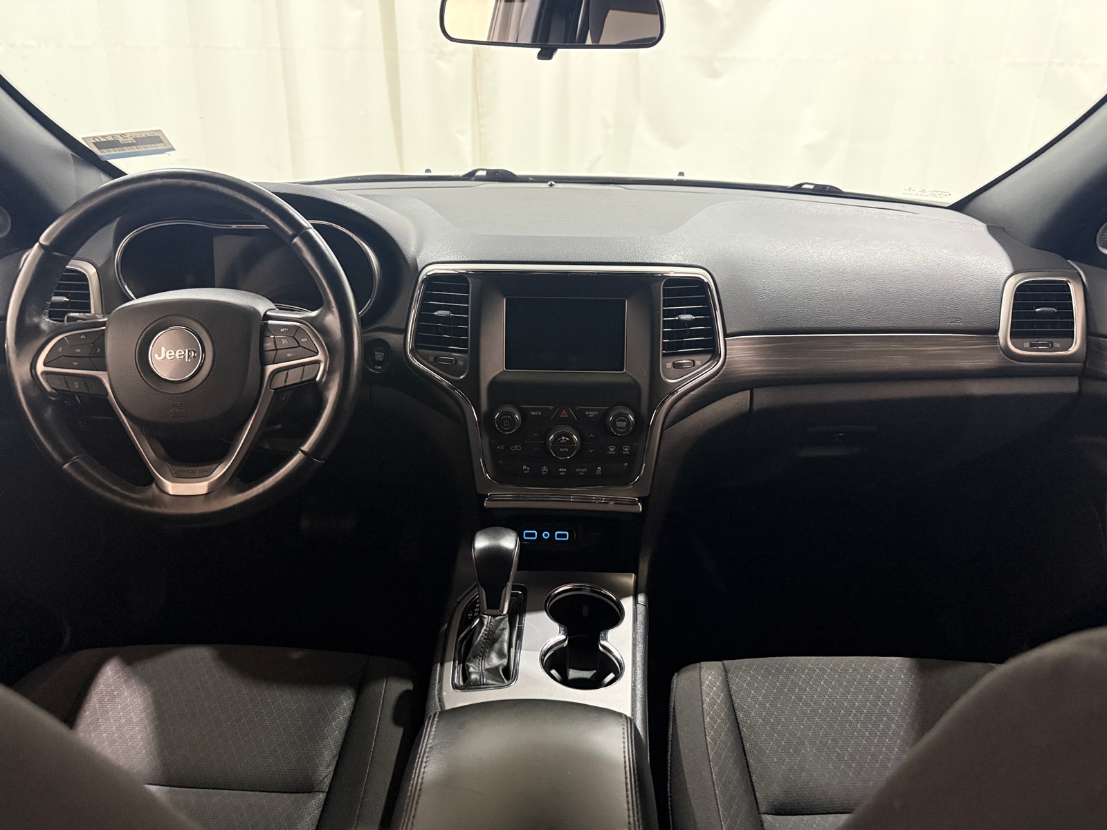 Thumbnail: 2021 Jeep Grand Cherokee - 3
