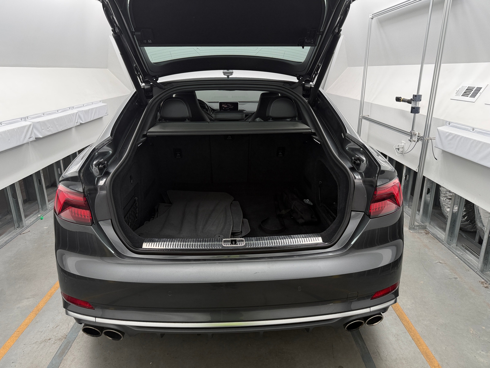 Thumbnail: 2019 Audi S5 - 6