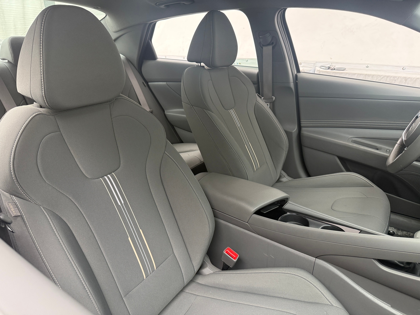 Thumbnail: 2025 Hyundai Elantra - 2