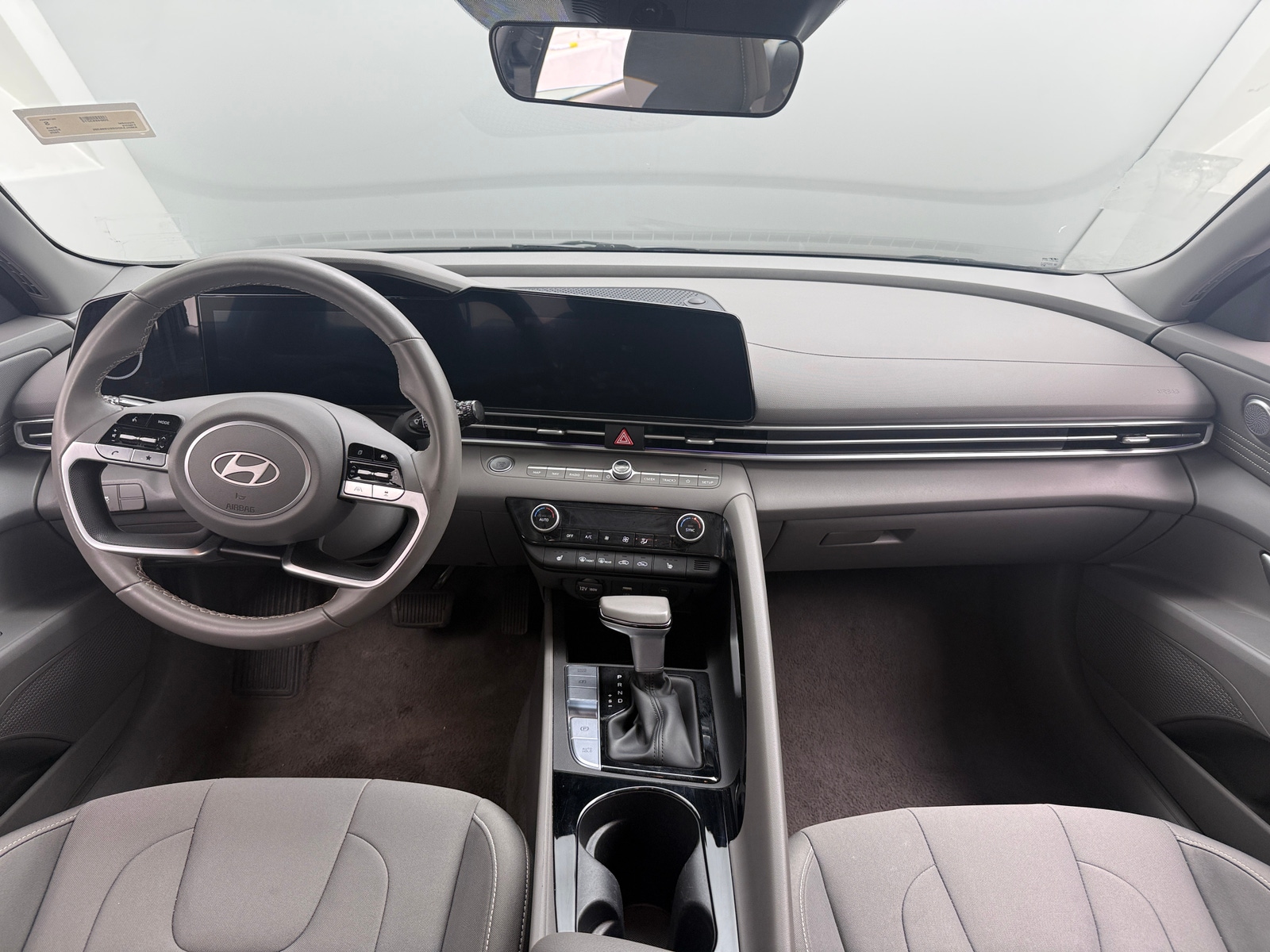 Thumbnail: 2025 Hyundai Elantra - 3