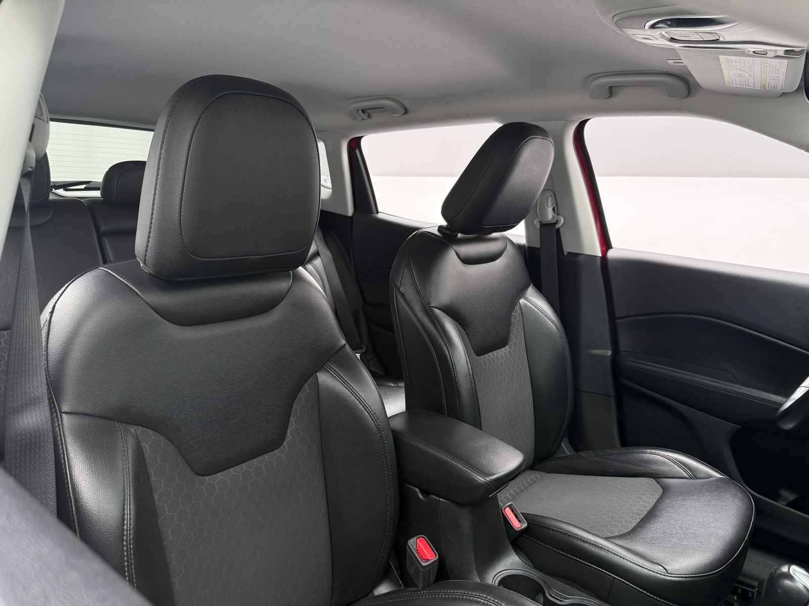 Thumbnail: 2018 Jeep Compass - 2