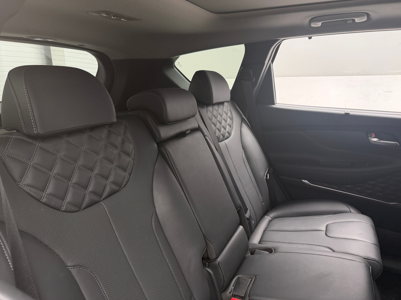 Thumbnail: 2022 Hyundai Santa Fe - 5