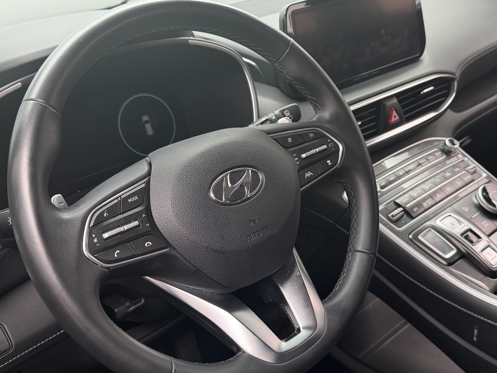 Thumbnail: 2022 Hyundai Santa Fe - 4