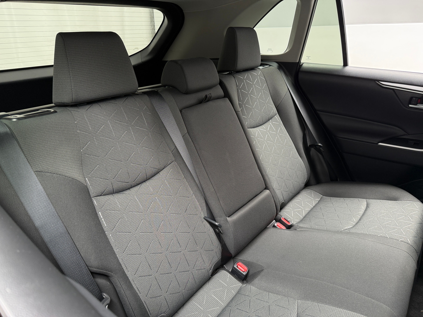 Thumbnail: 2022 Toyota RAV4 - 6