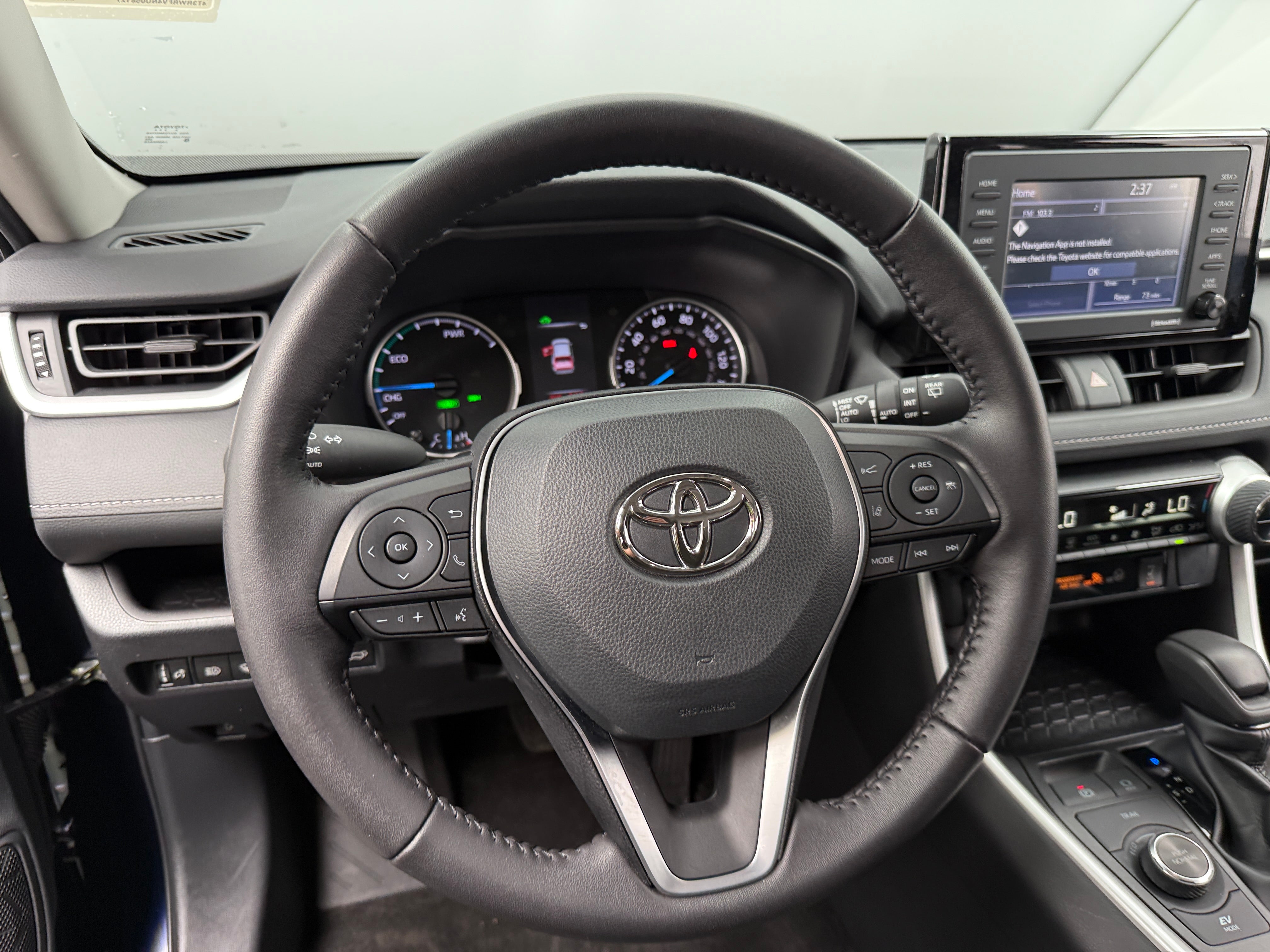 2022 Toyota RAV4 XLE - Photo 6