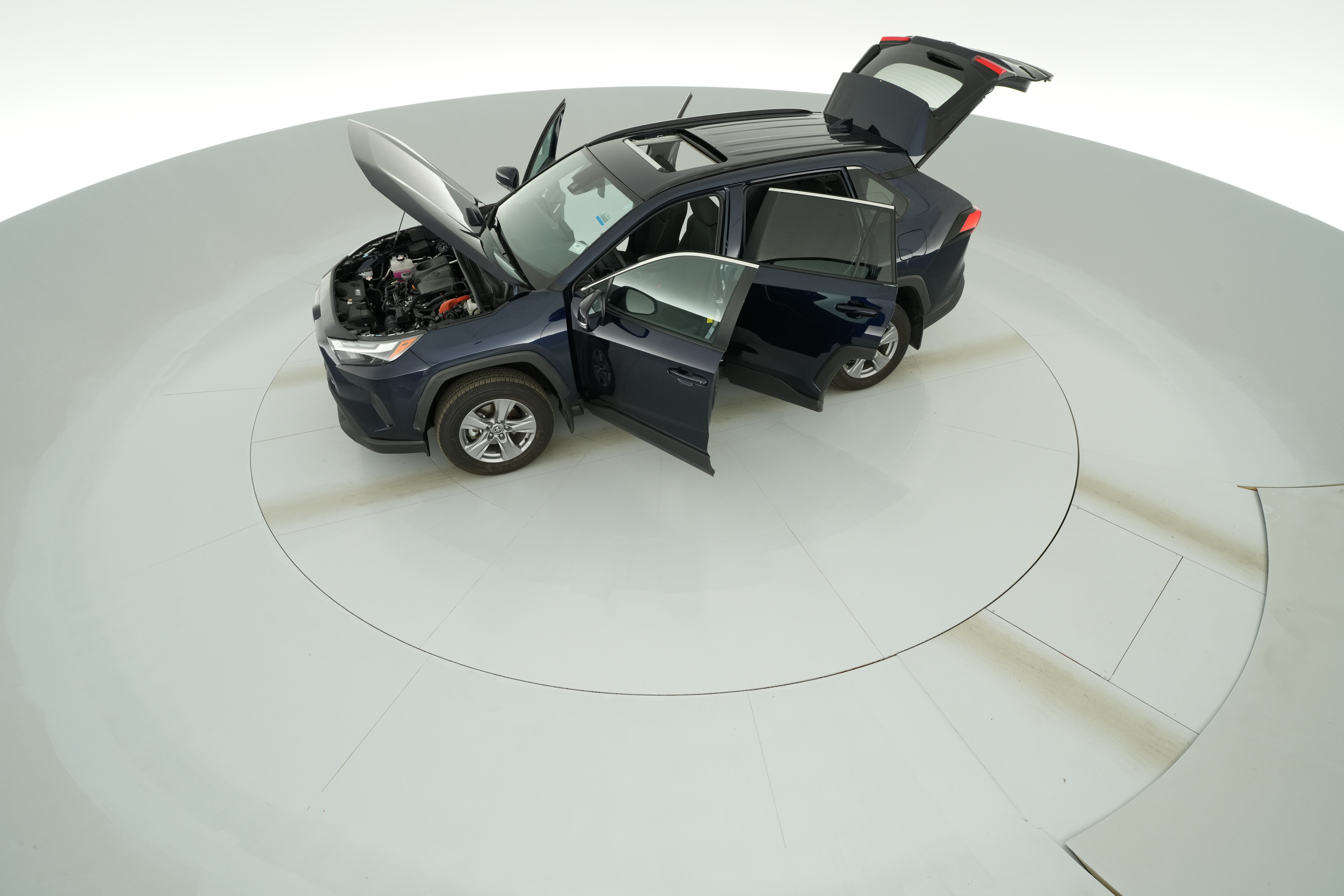 2022 Toyota RAV4 XLE - Photo 44