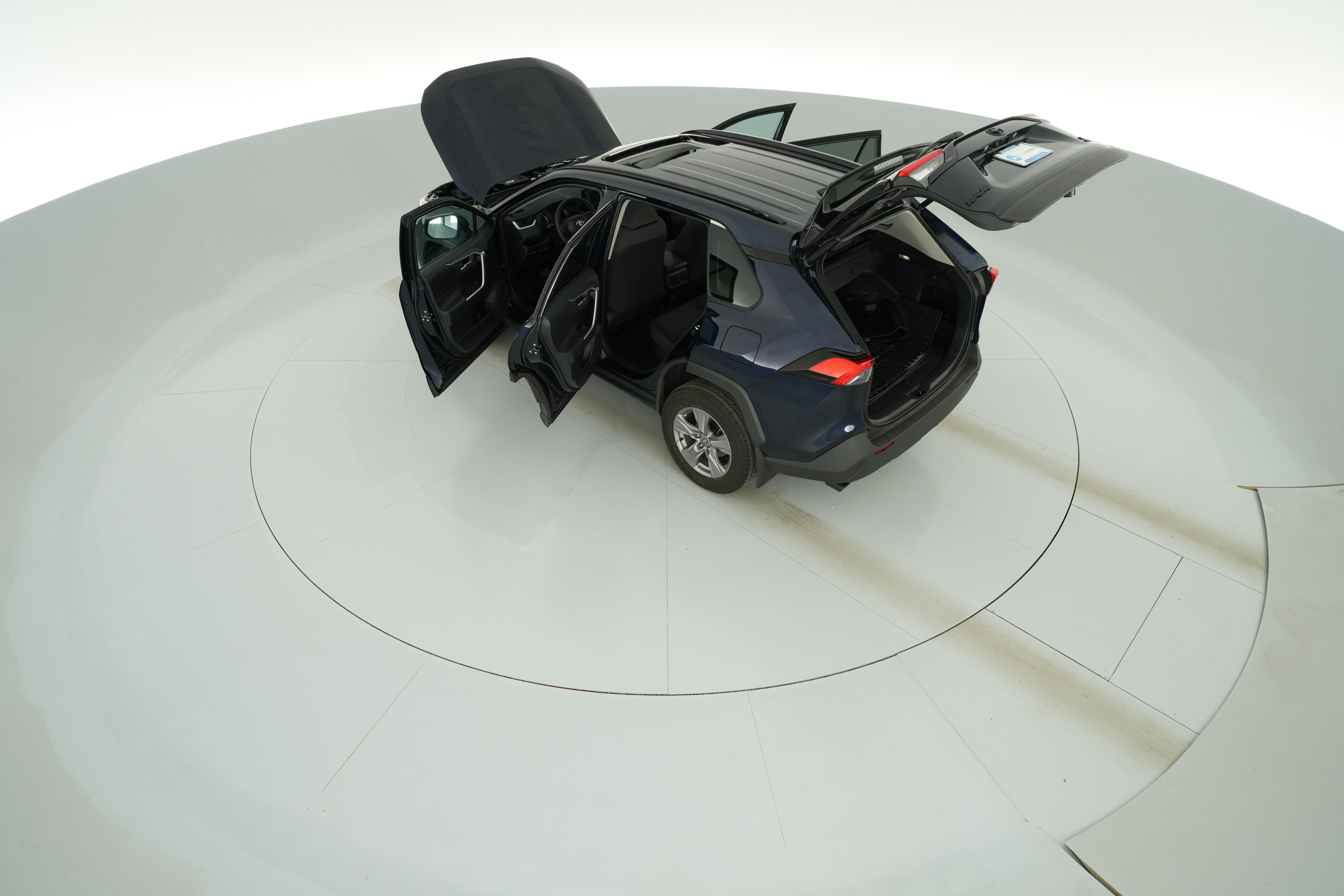 2022 Toyota RAV4 XLE - Photo 47