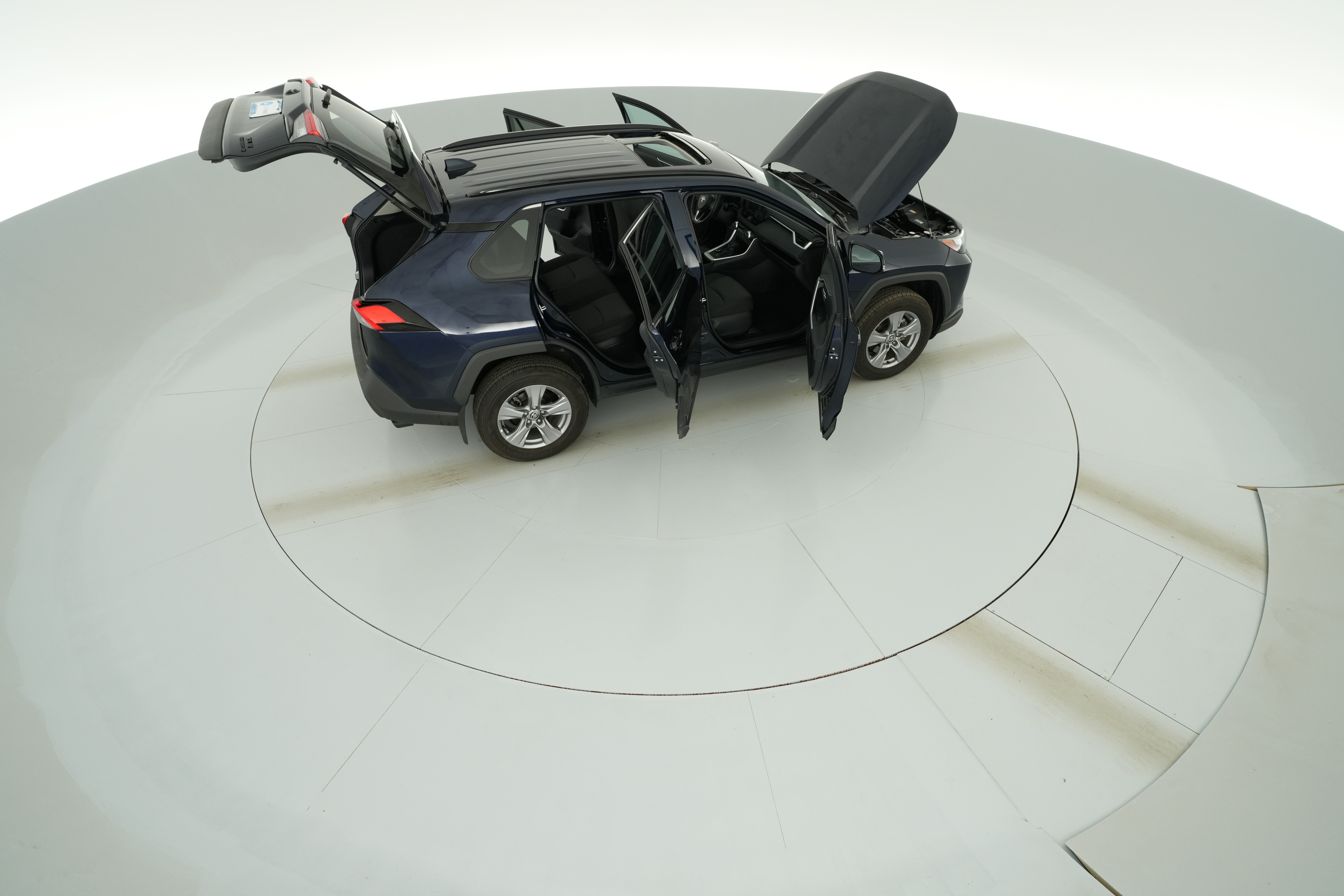 2022 Toyota RAV4 XLE - Photo 52
