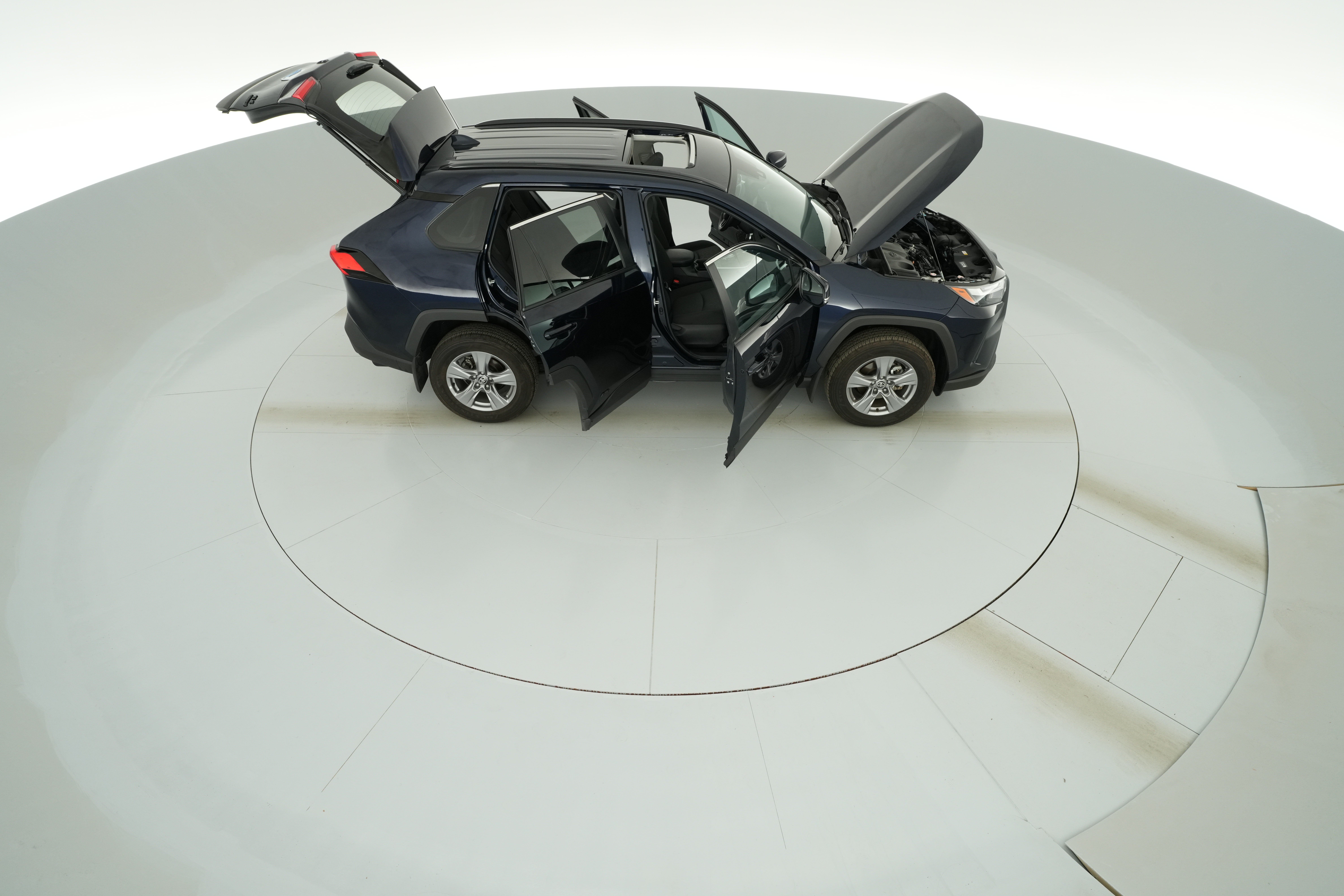 2022 Toyota RAV4 XLE - Photo 53