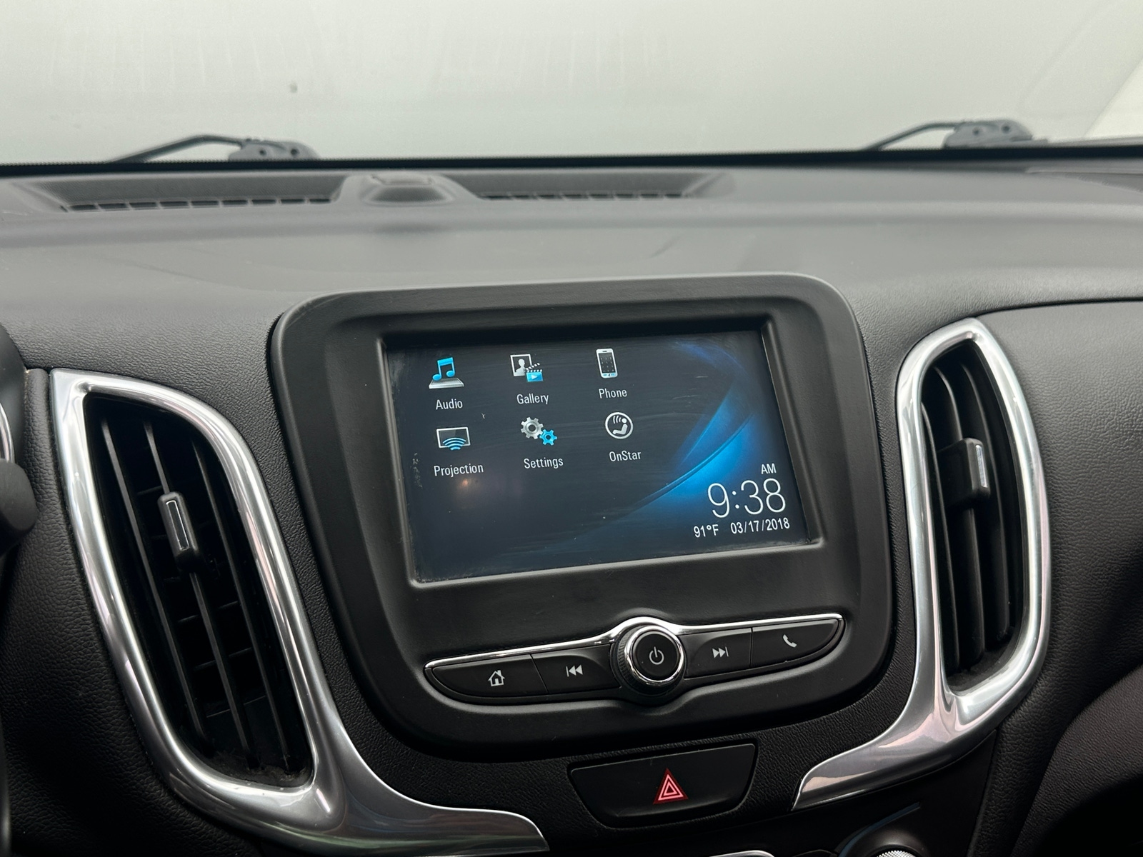 Thumbnail: 2018 Chevrolet Equinox - 4