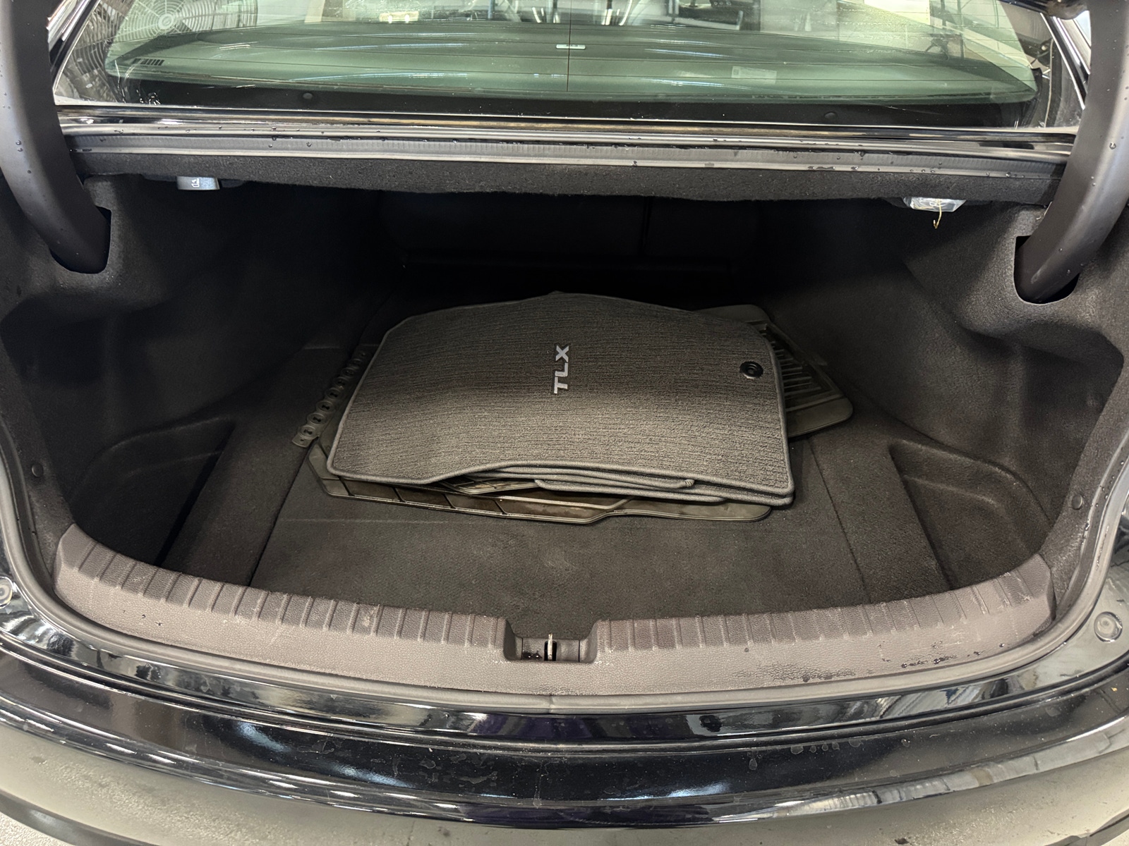 Thumbnail: 2015 Acura TLX - 6