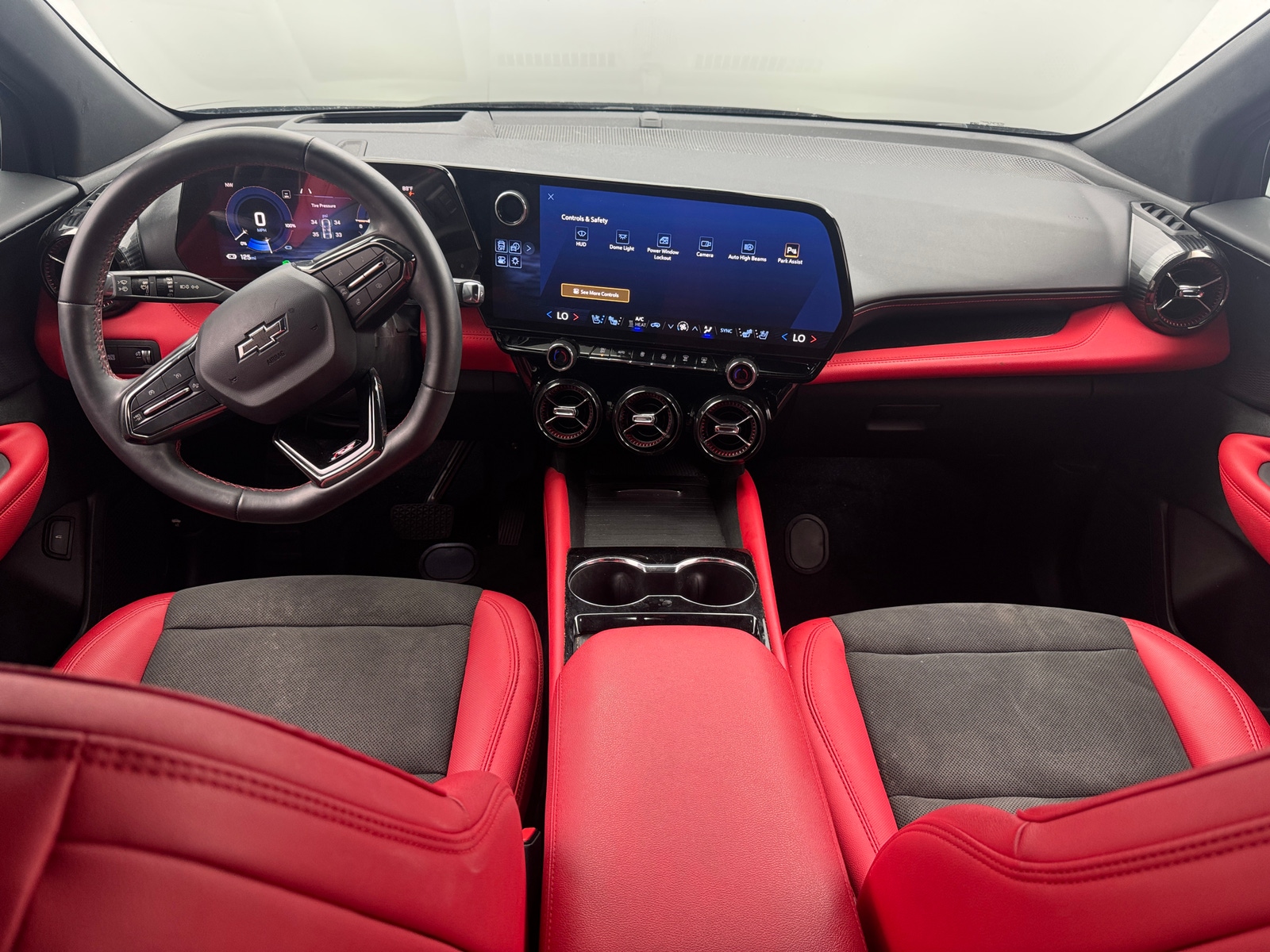 Thumbnail: 2024 Chevrolet Blazer EV - 3