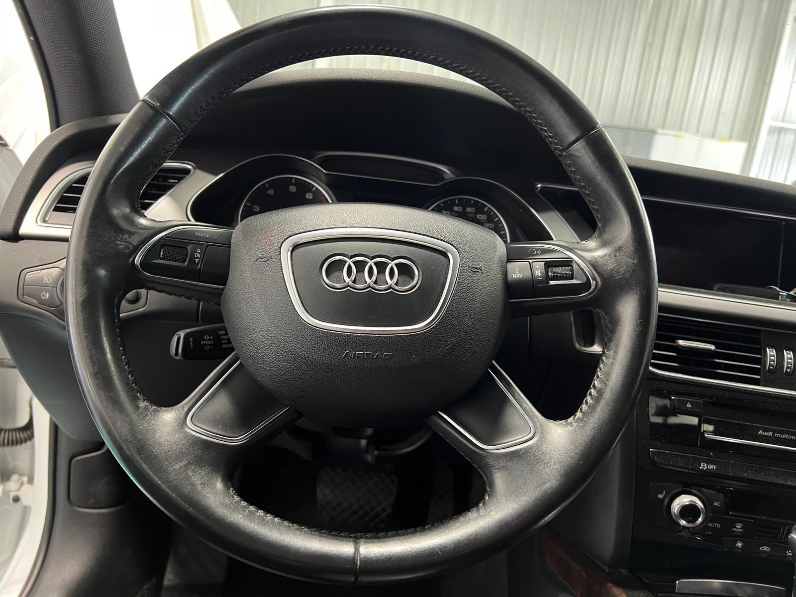 Thumbnail: 2013 Audi A4 - 4