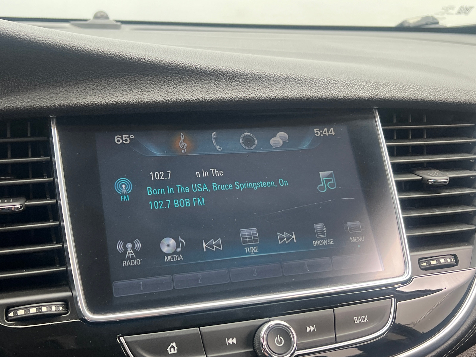 Thumbnail: 2018 Buick Encore - 3