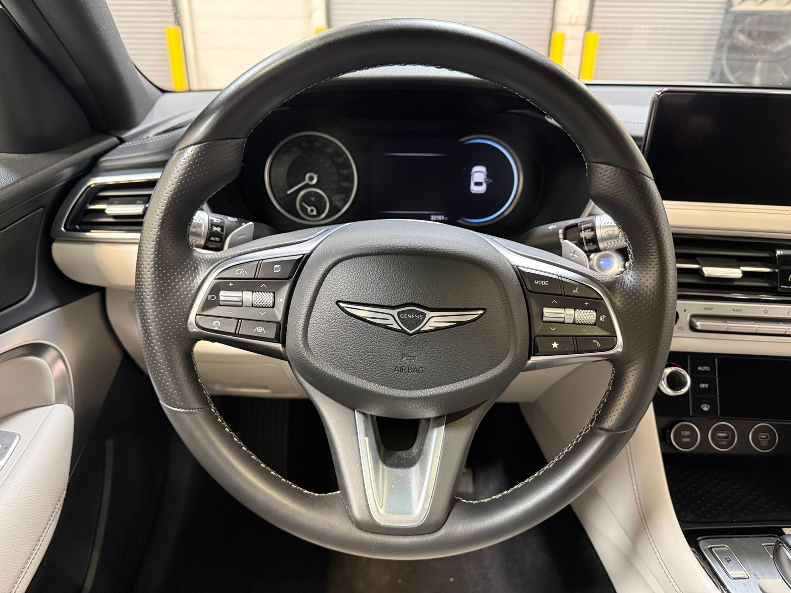 Thumbnail: 2025 Genesis G70 - 4