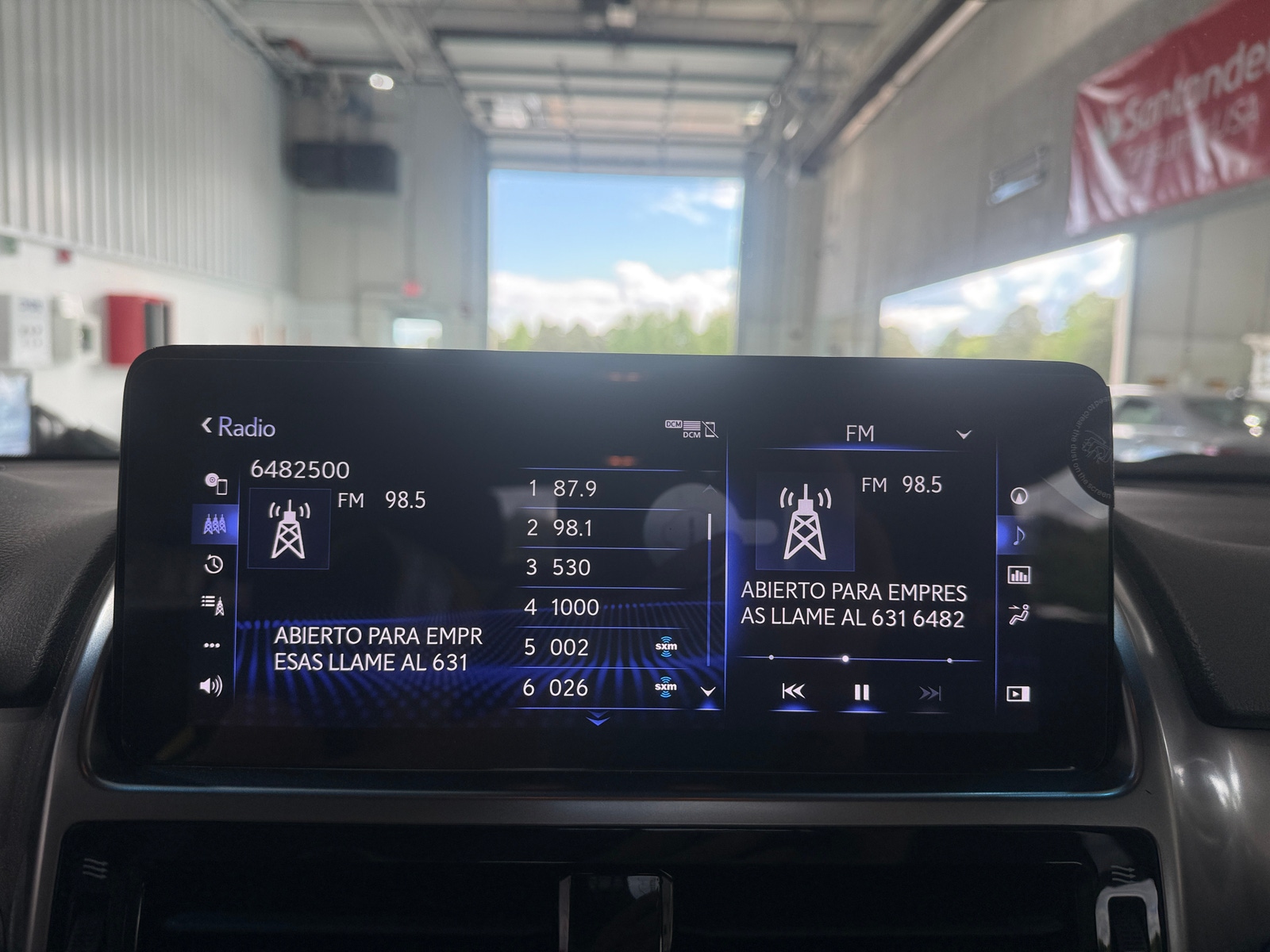 Thumbnail: 2023 Lexus GX - 4