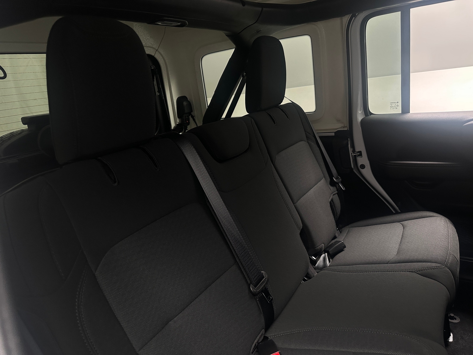 Thumbnail: 2021 Jeep Wrangler - 6