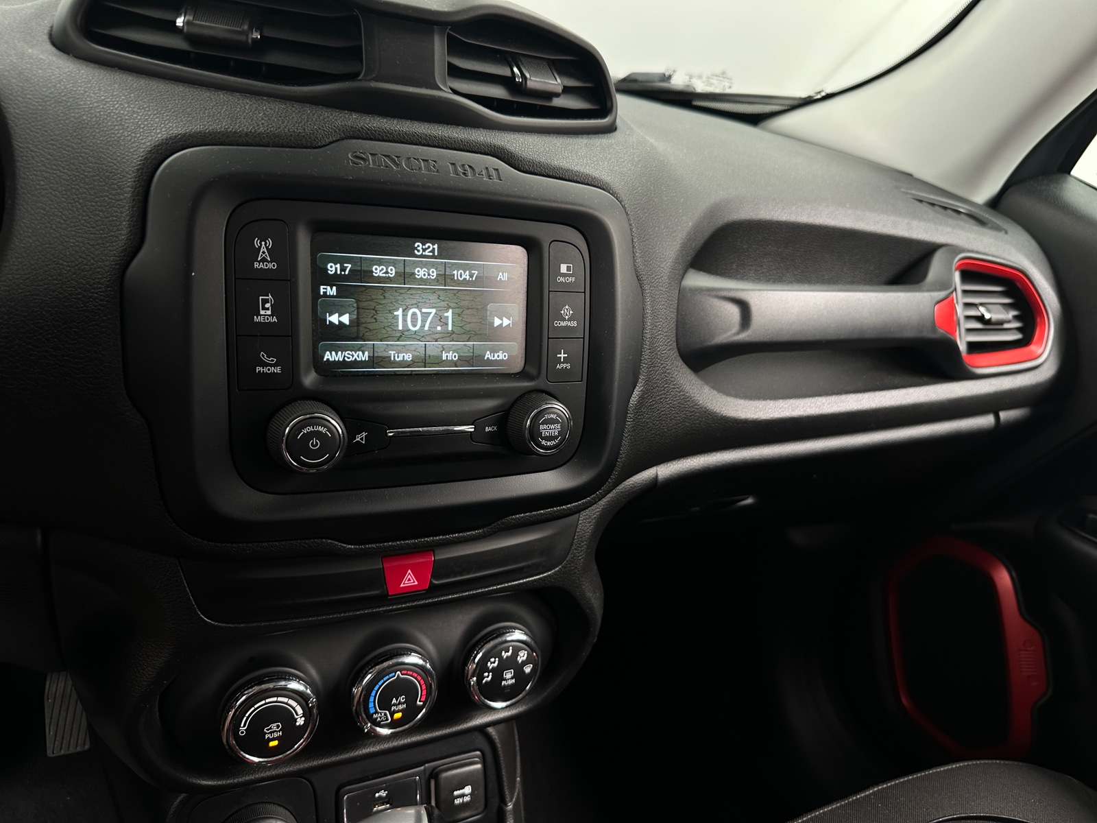 Thumbnail: 2016 Jeep Renegade - 4