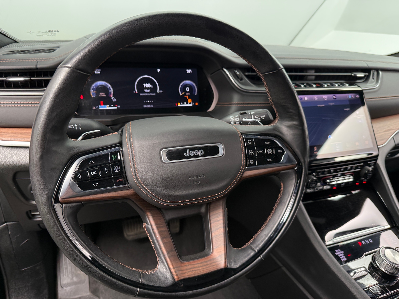 Thumbnail: 2021 Jeep Grand Cherokee L - 4