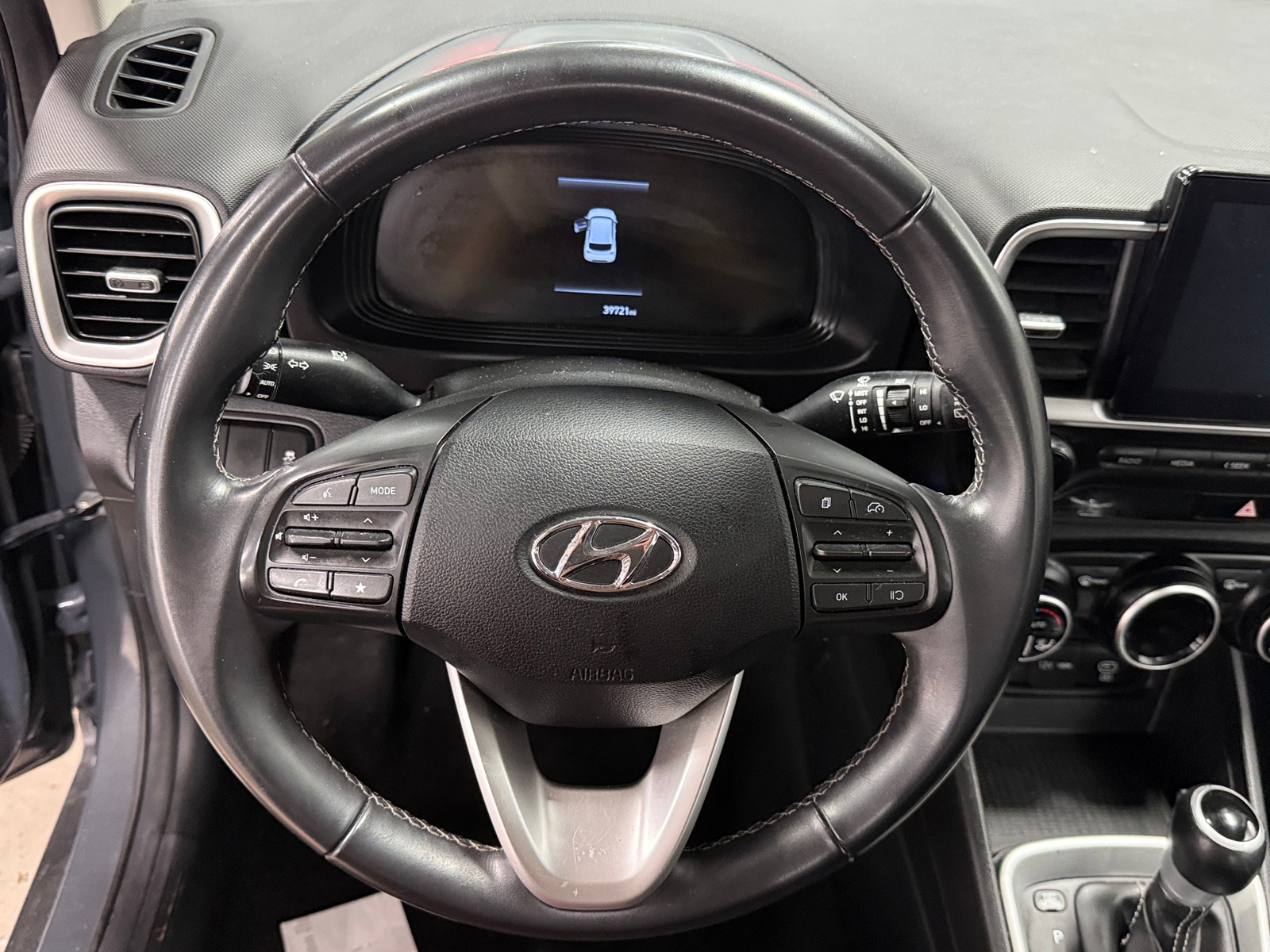 Thumbnail: 2024 Hyundai Venue - 5
