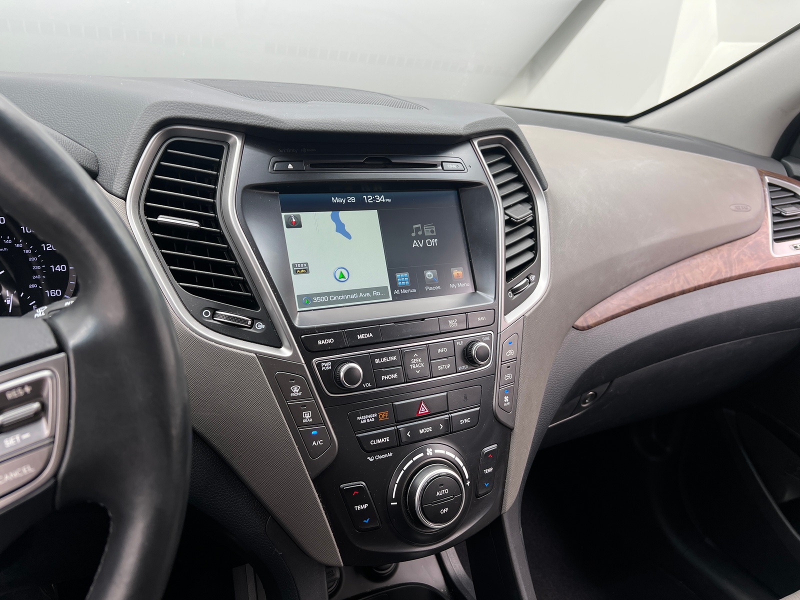 Thumbnail: 2017 Hyundai Santa Fe - 3