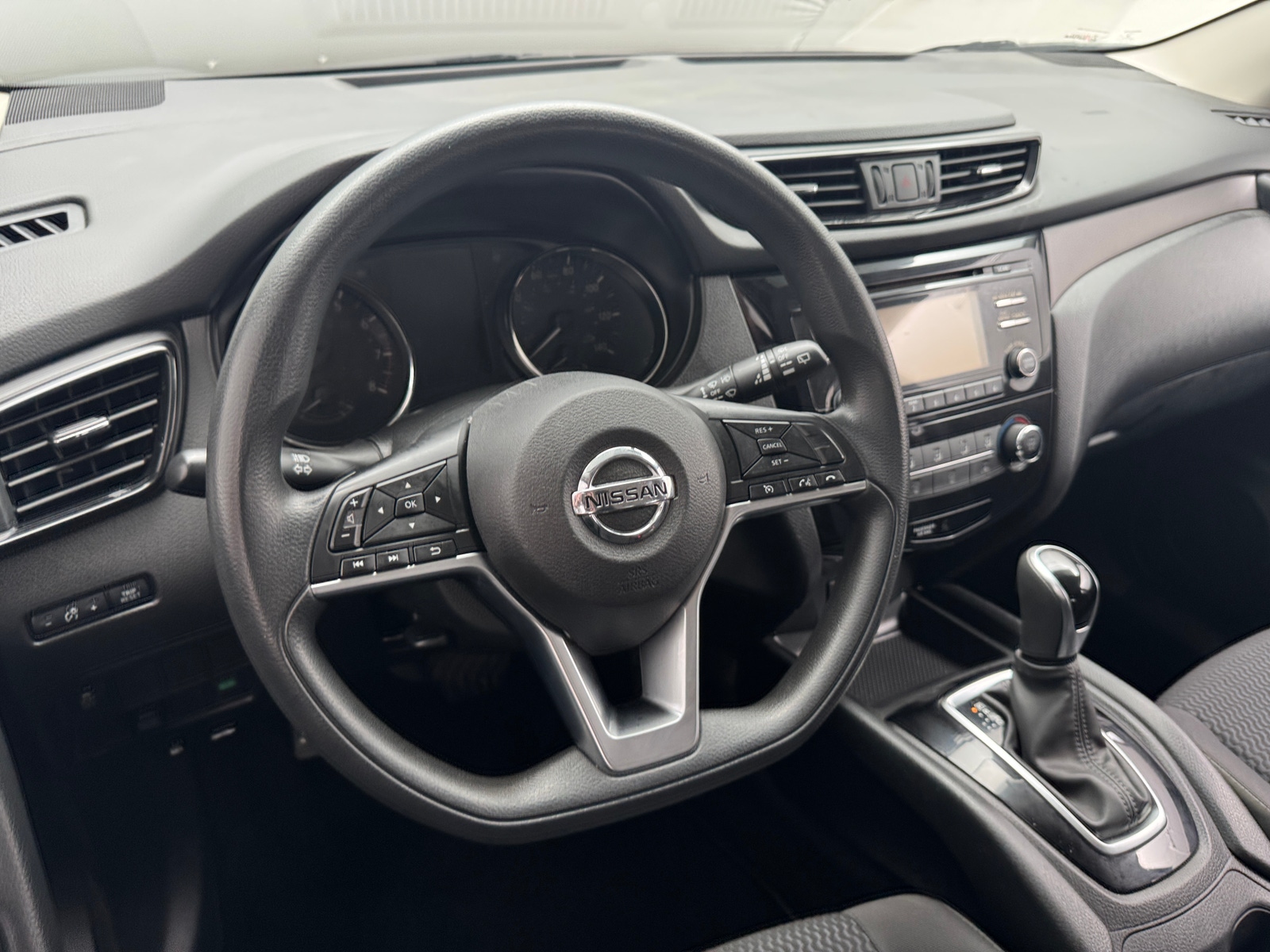 Thumbnail: 2018 Nissan Rogue Sport - 5