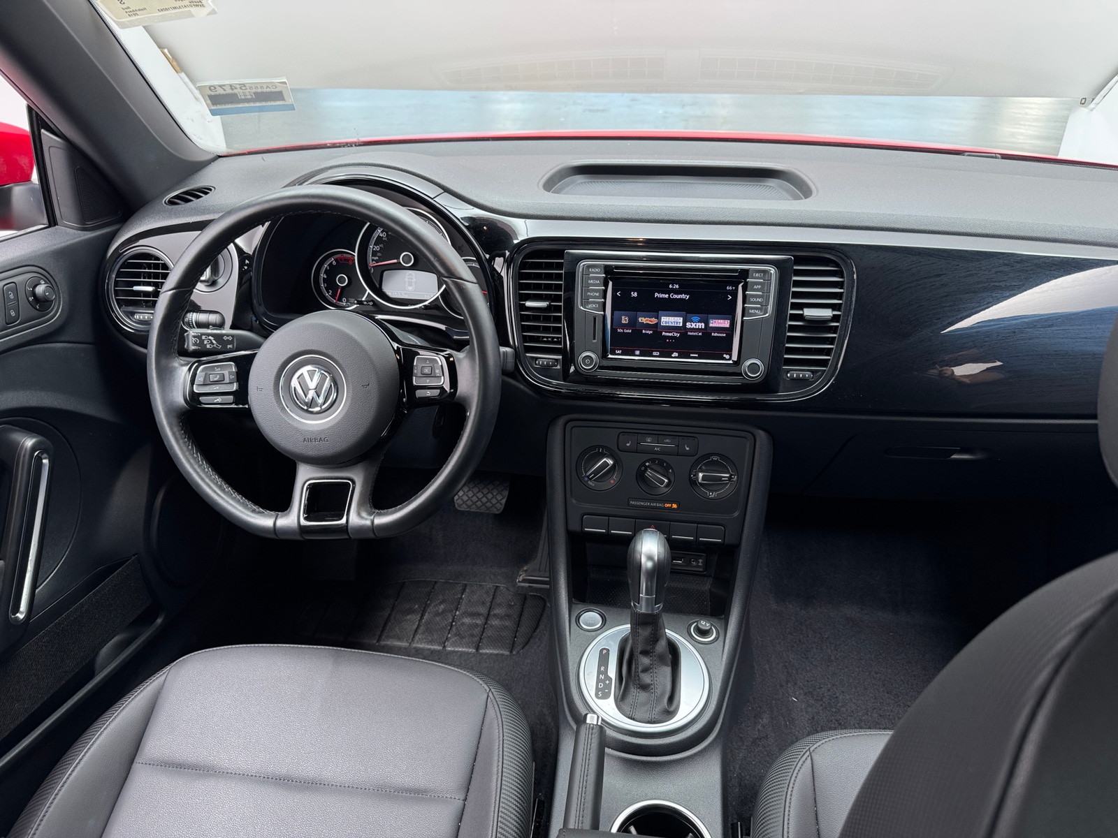 Thumbnail: 2018 Volkswagen Beetle - 3