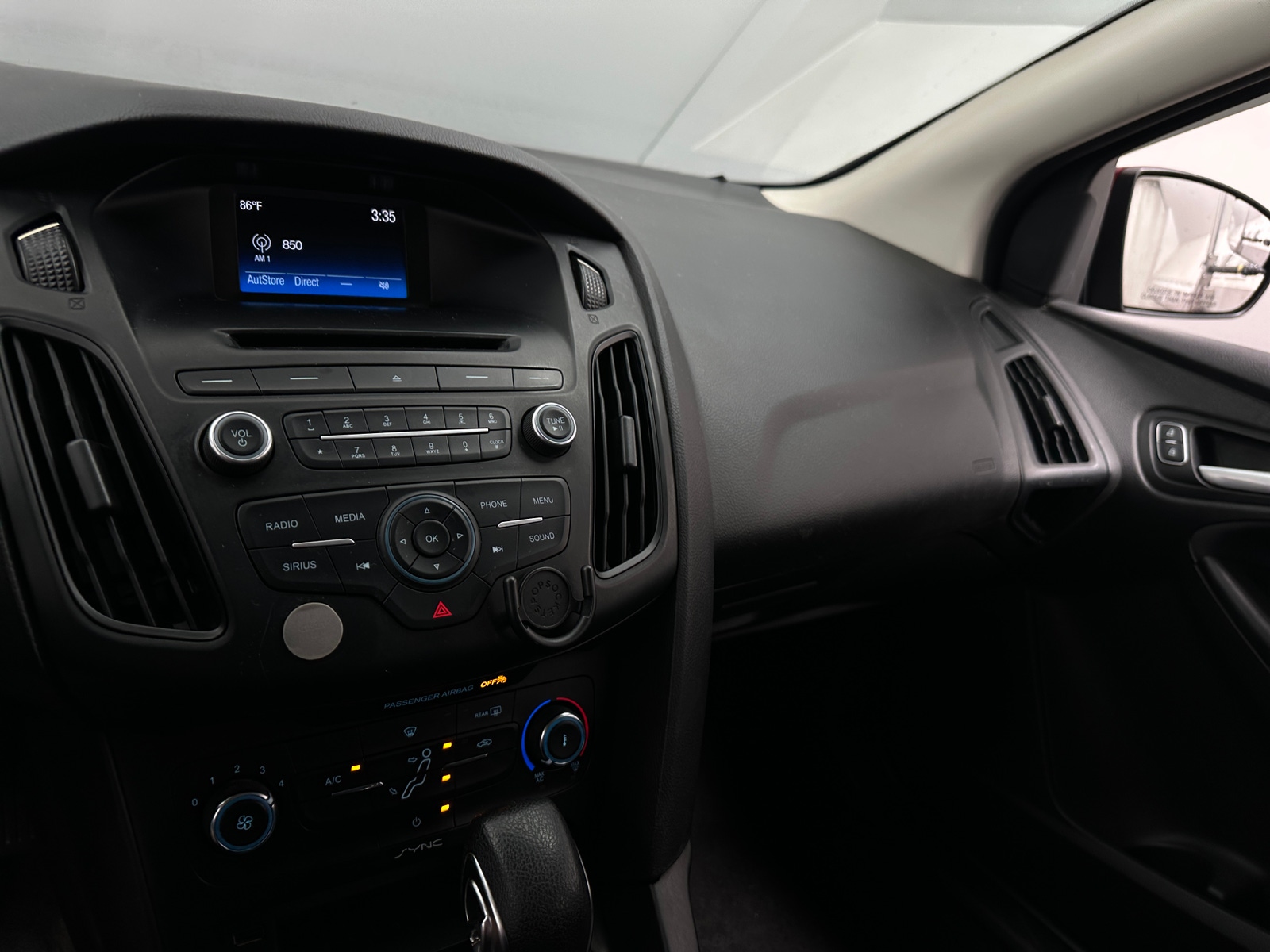 Thumbnail: 2017 Ford Focus - 4