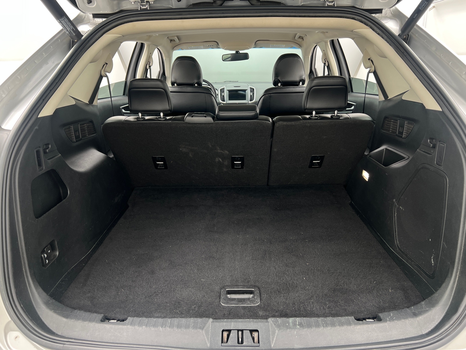 Thumbnail: 2018 Ford Edge - 6
