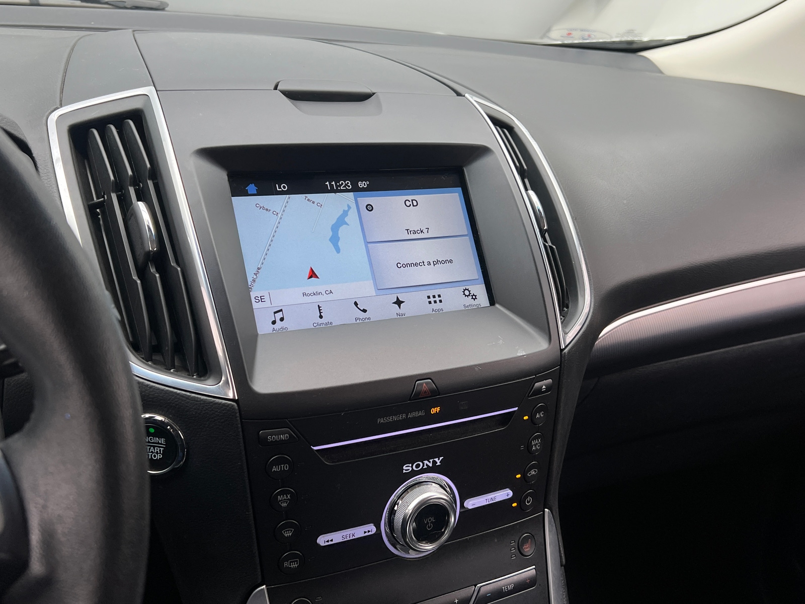 Thumbnail: 2018 Ford Edge - 3