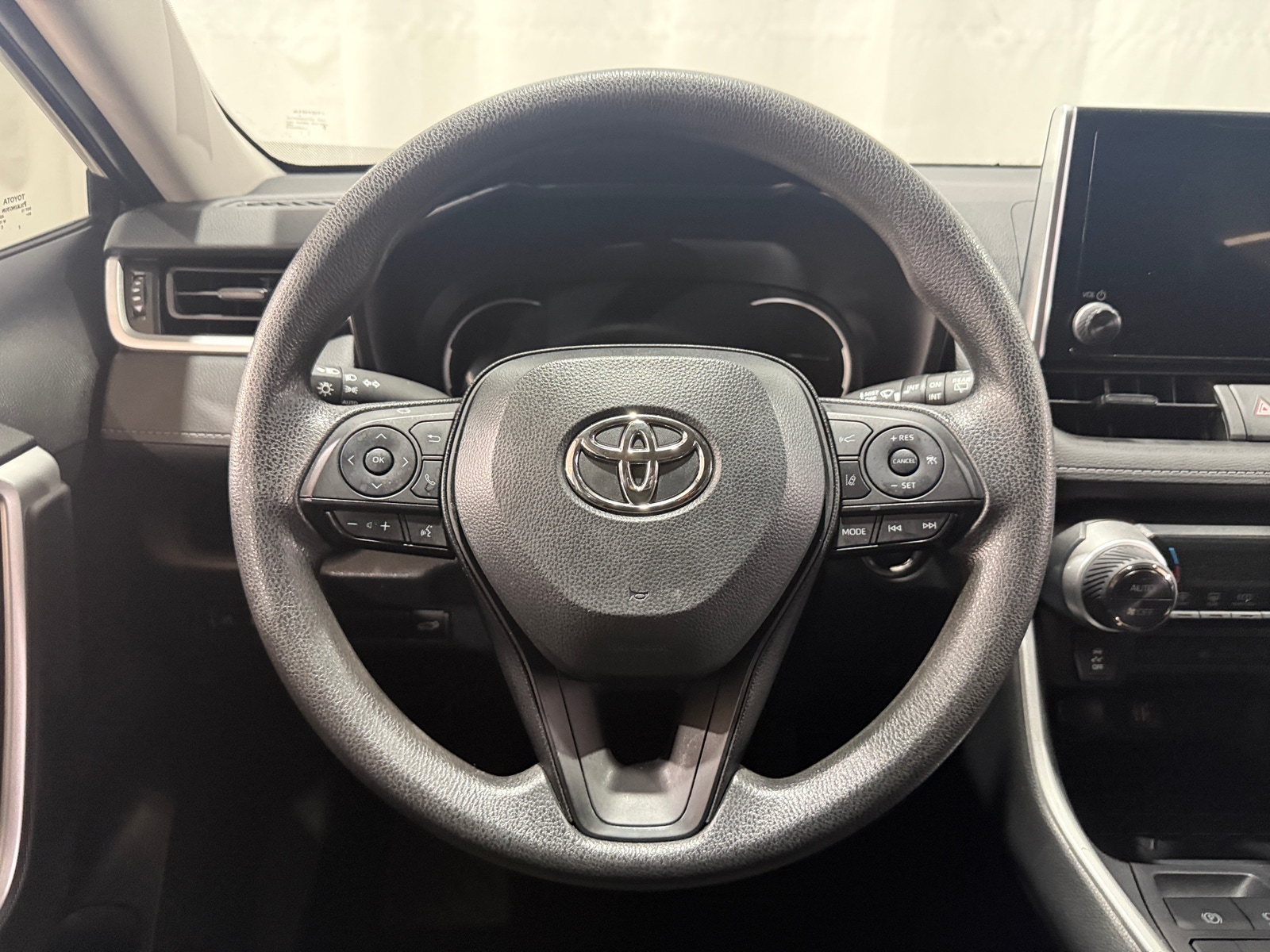 Thumbnail: 2024 Toyota RAV4 - 5