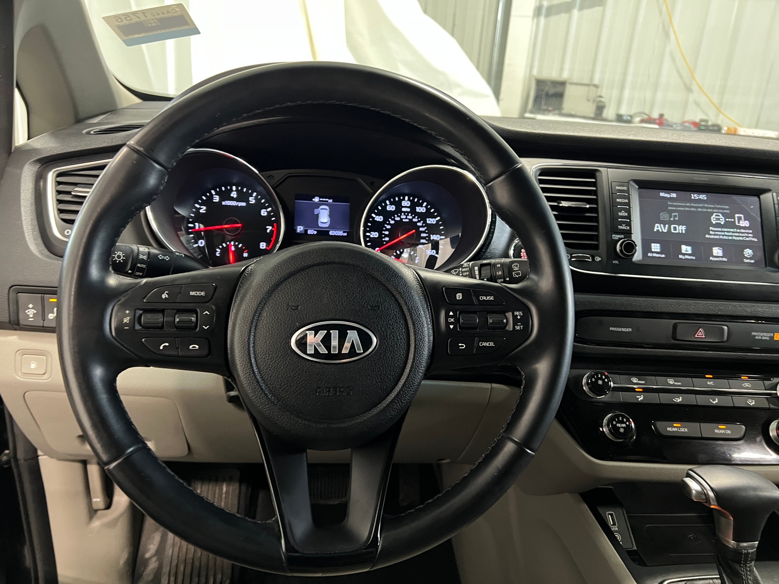 Thumbnail: 2019 Kia Sedona - 4