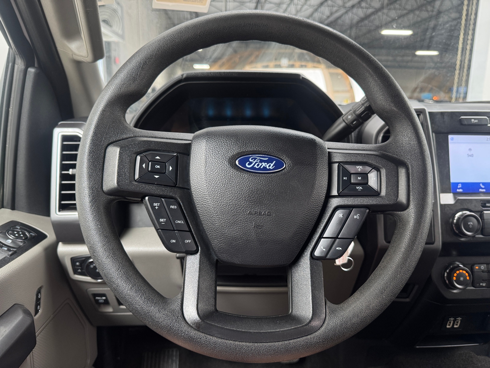 Thumbnail: 2020 Ford Econoline - 5