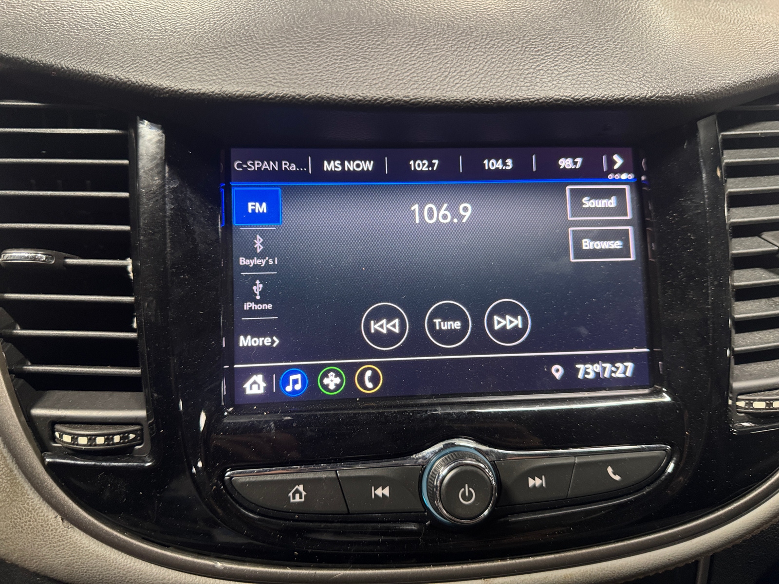 Thumbnail: 2020 Chevrolet Trax - 4