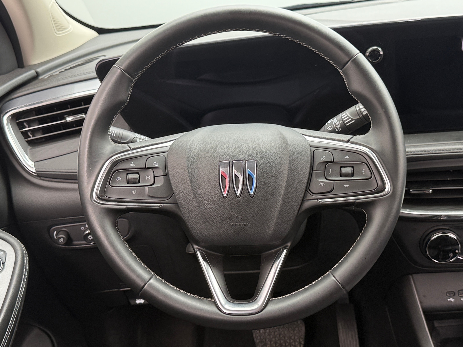 Thumbnail: 2025 Buick Encore GX - 4