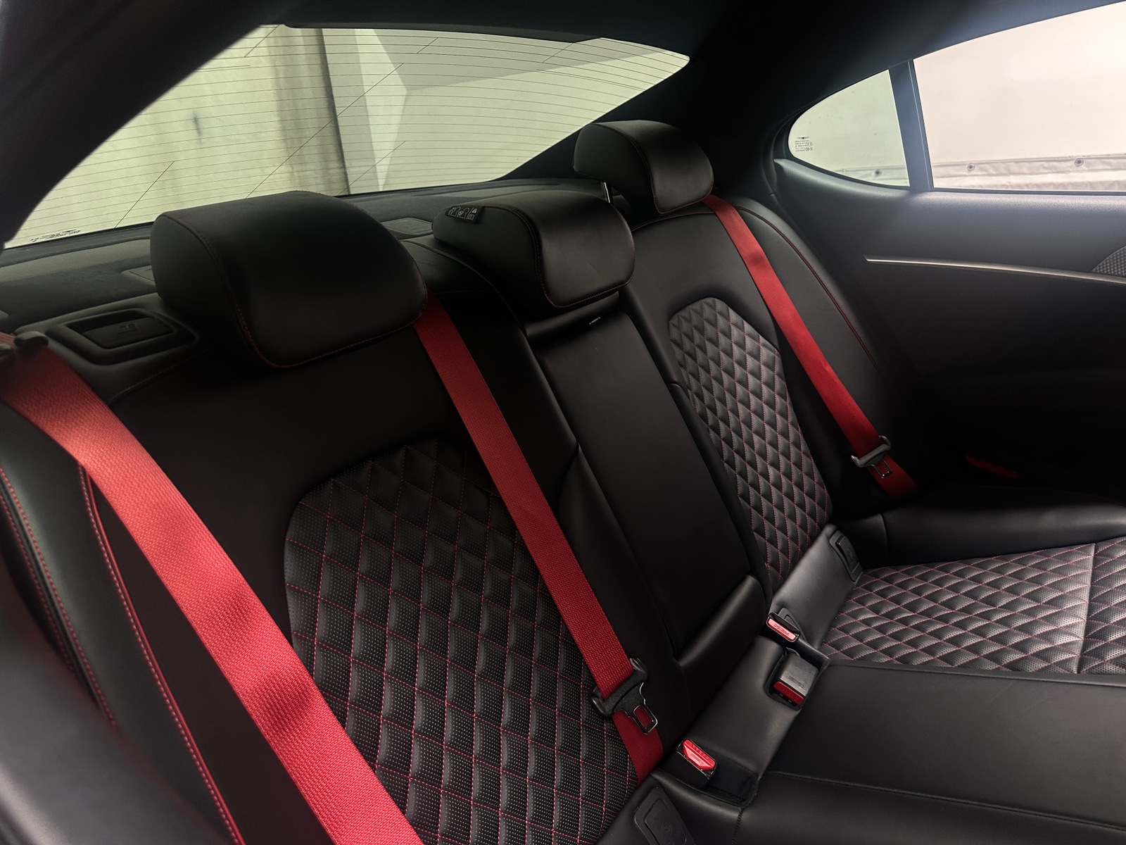Thumbnail: 2022 Genesis G70 - 5