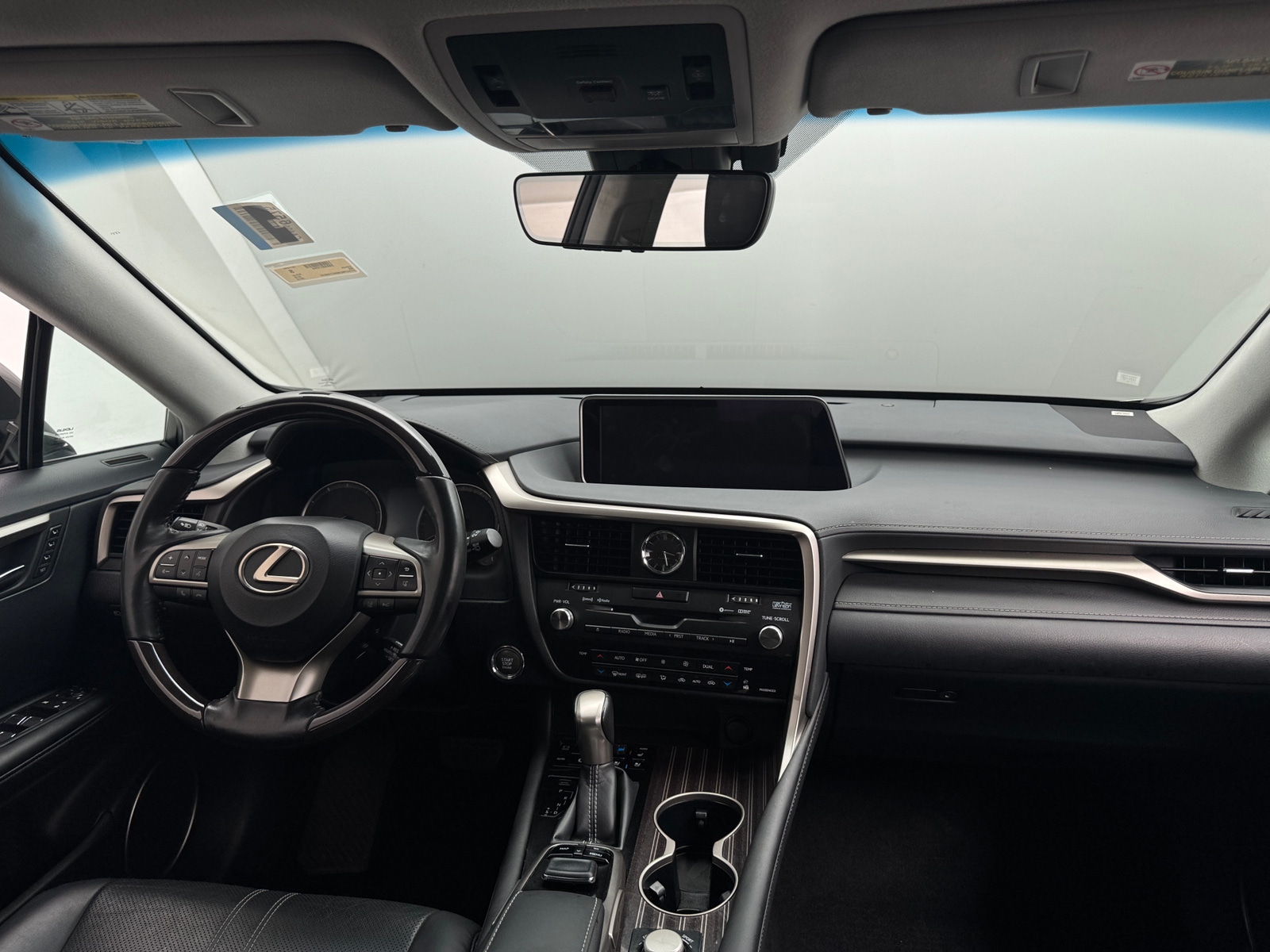 Thumbnail: 2019 Lexus RX - 2
