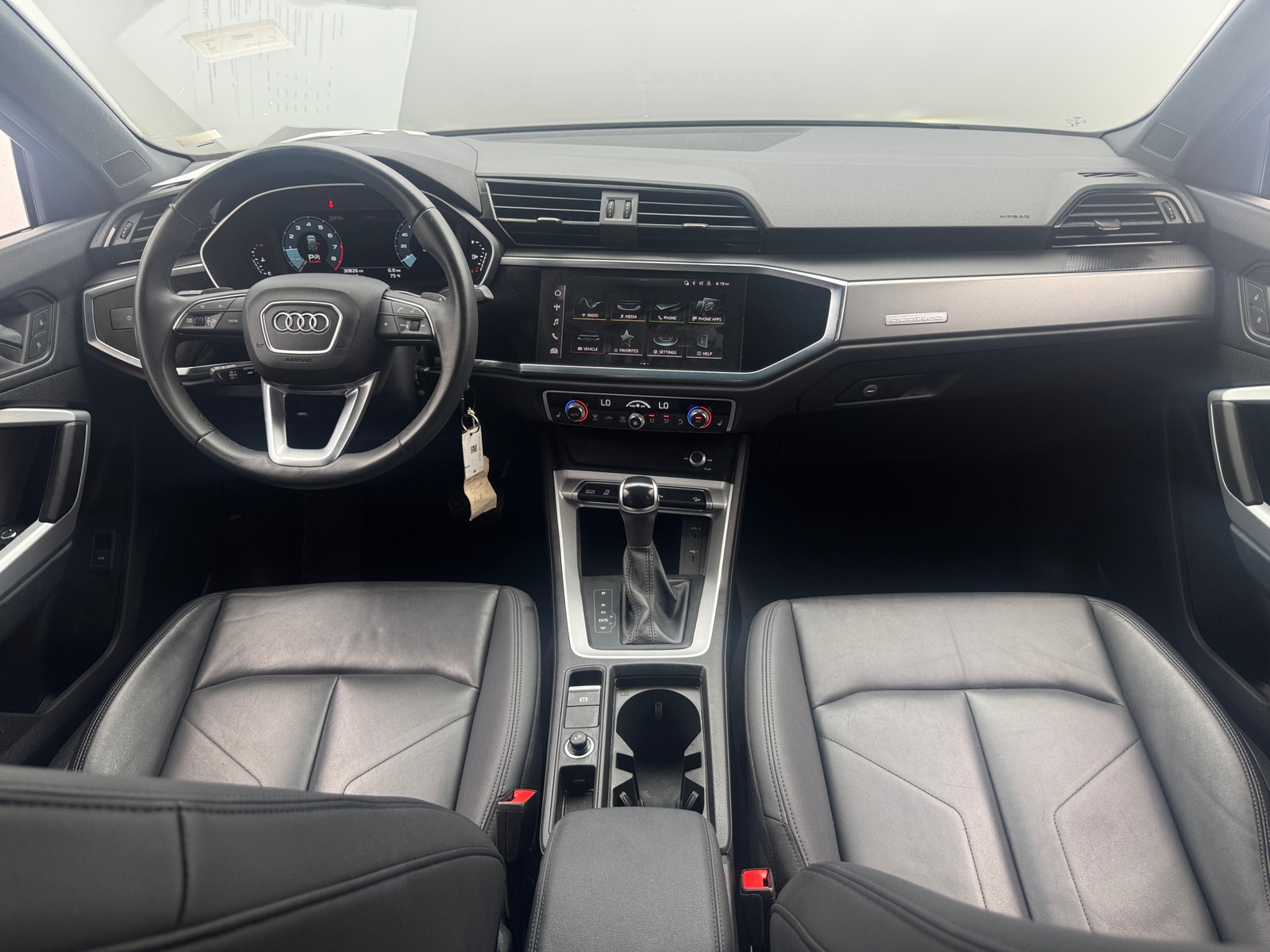 Thumbnail: 2025 Audi Q3 - 2