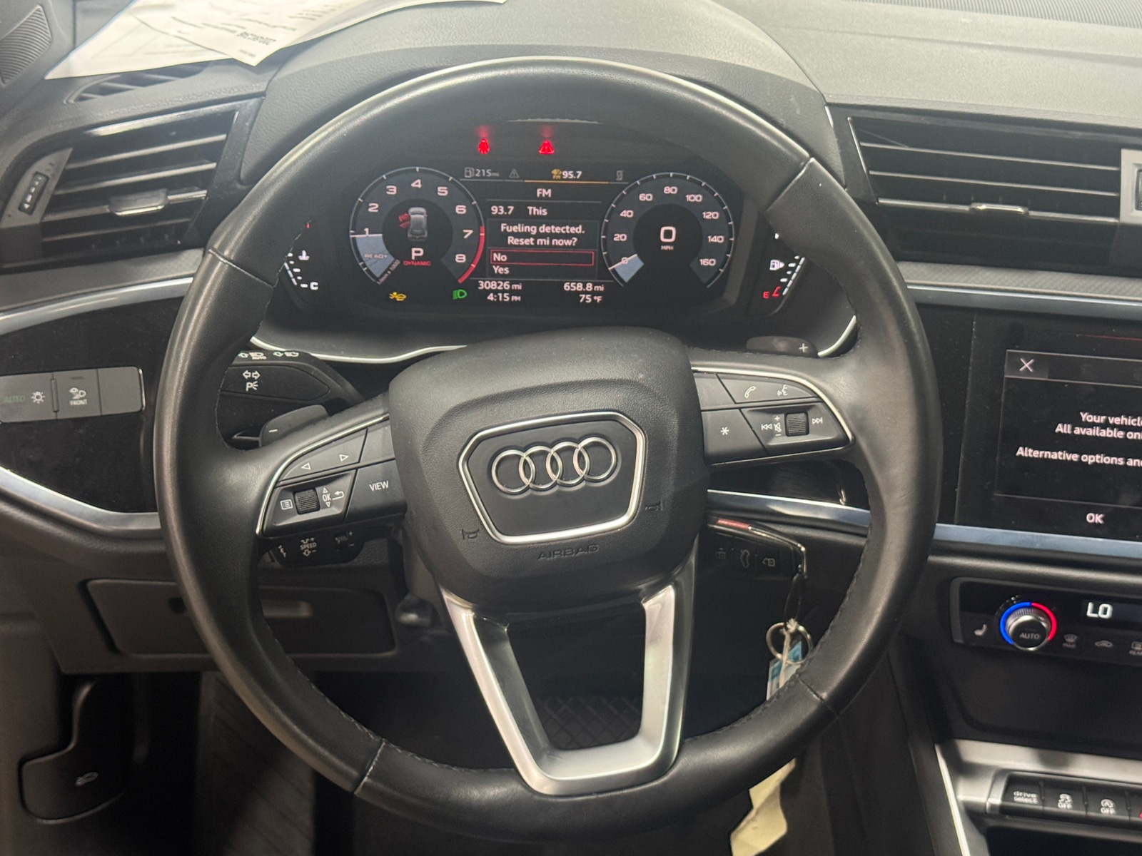 Thumbnail: 2025 Audi Q3 - 4
