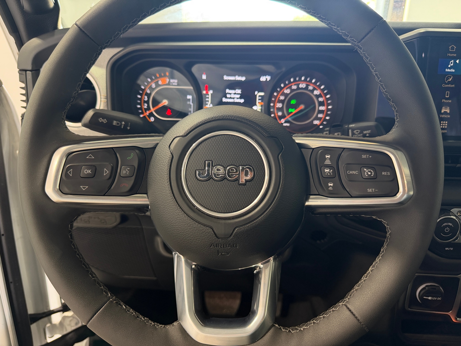 Thumbnail: 2025 Jeep Wrangler - 5