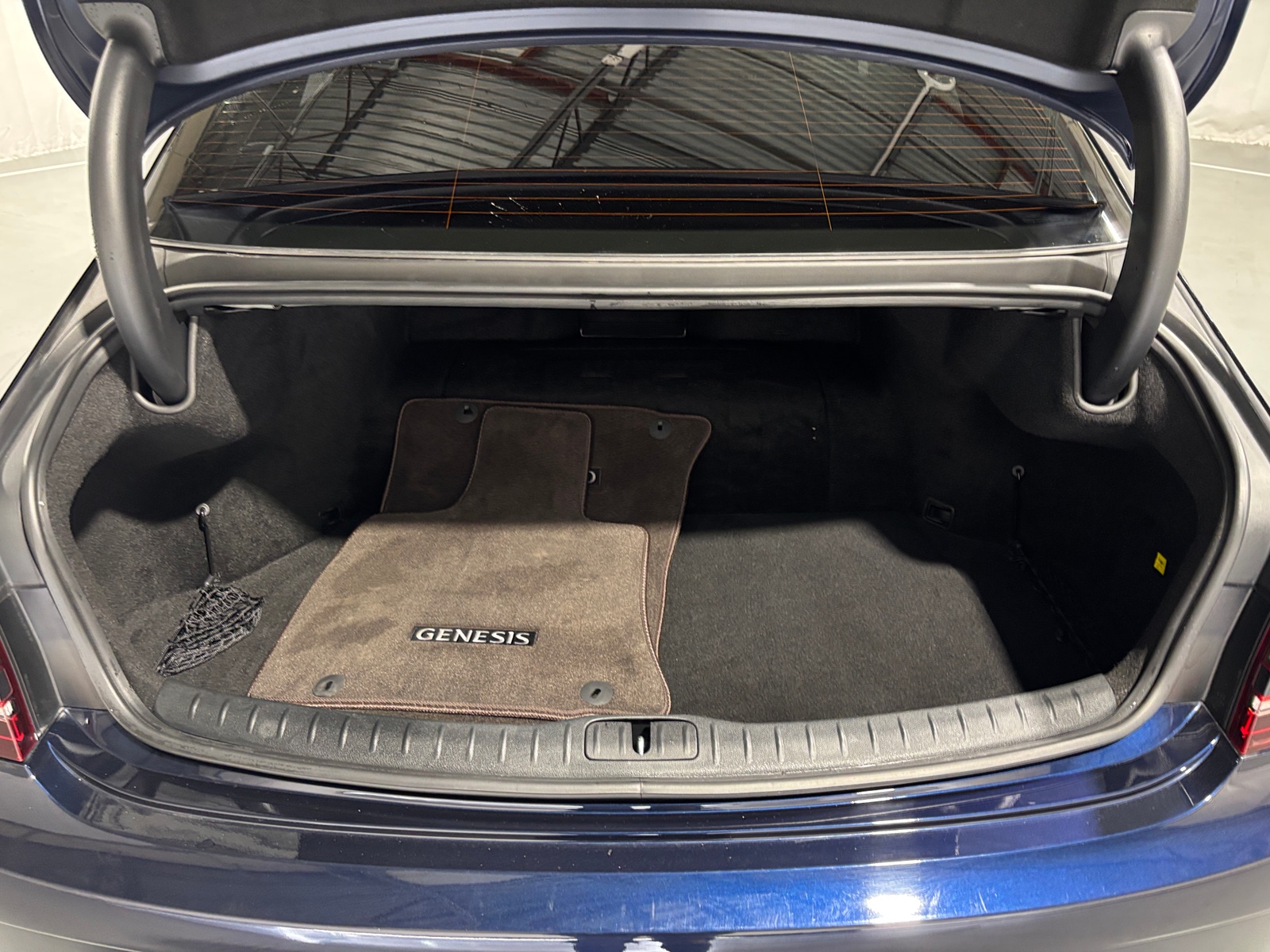 Thumbnail: 2023 Genesis G80 - 6